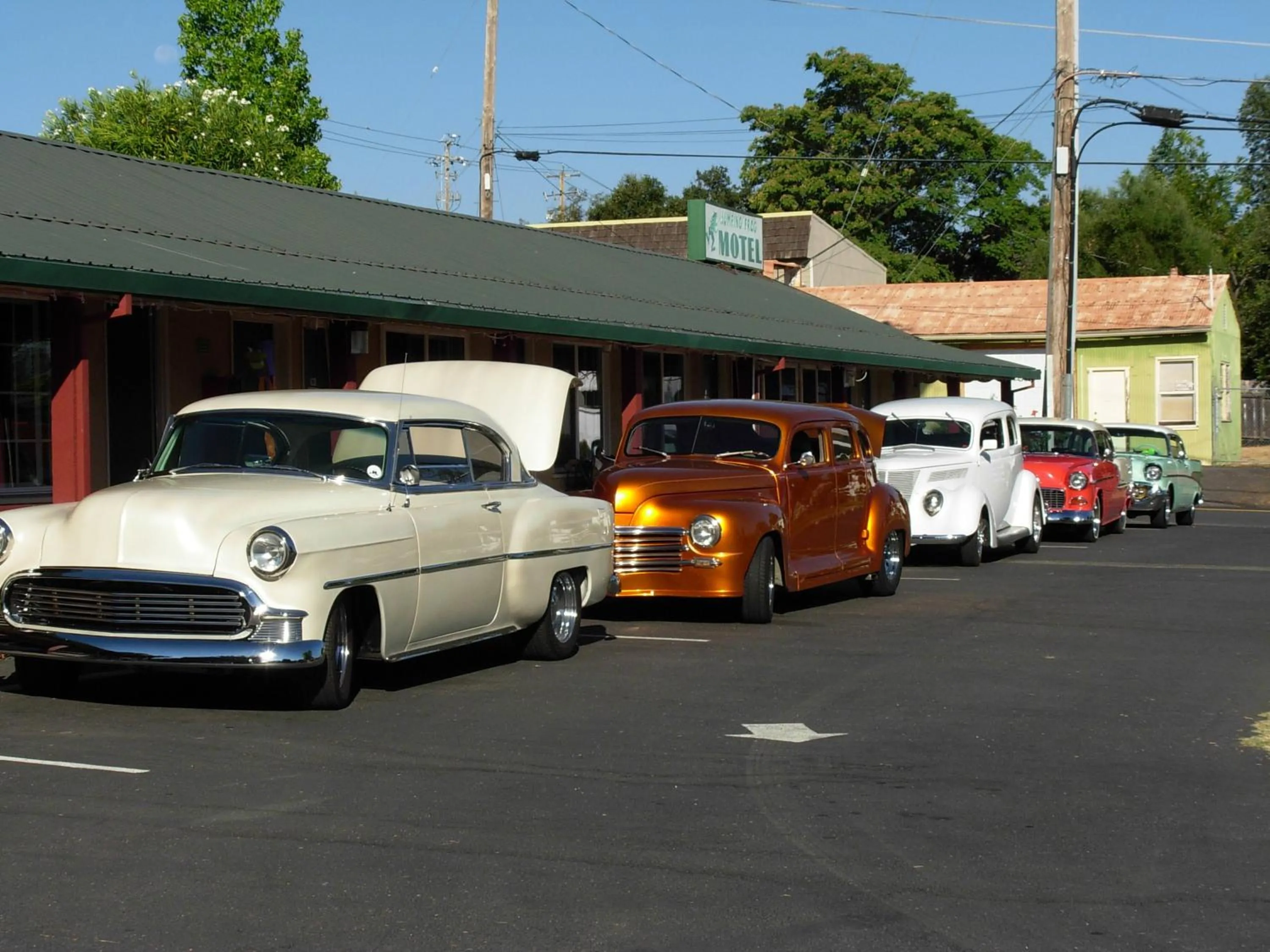 Parking in Jumping Frog Motel
