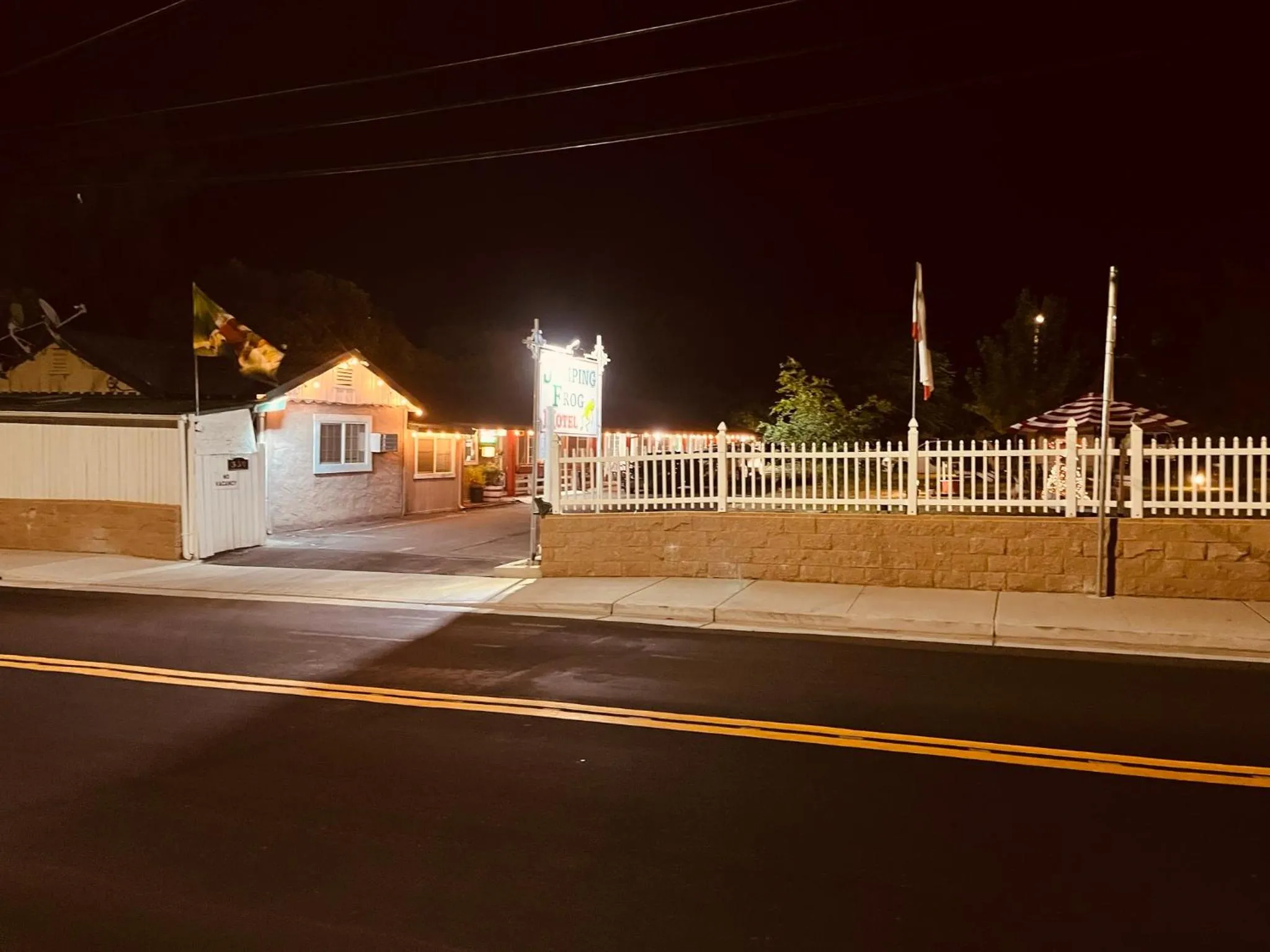 Property building in Jumping Frog Motel