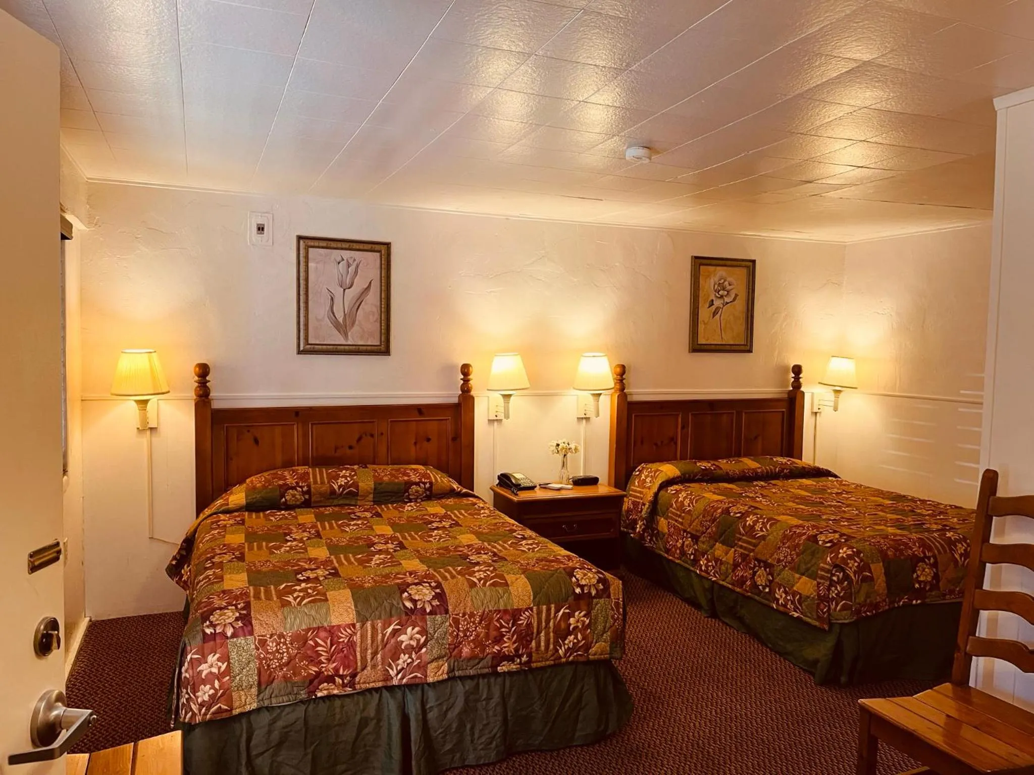 Bed in Jumping Frog Motel