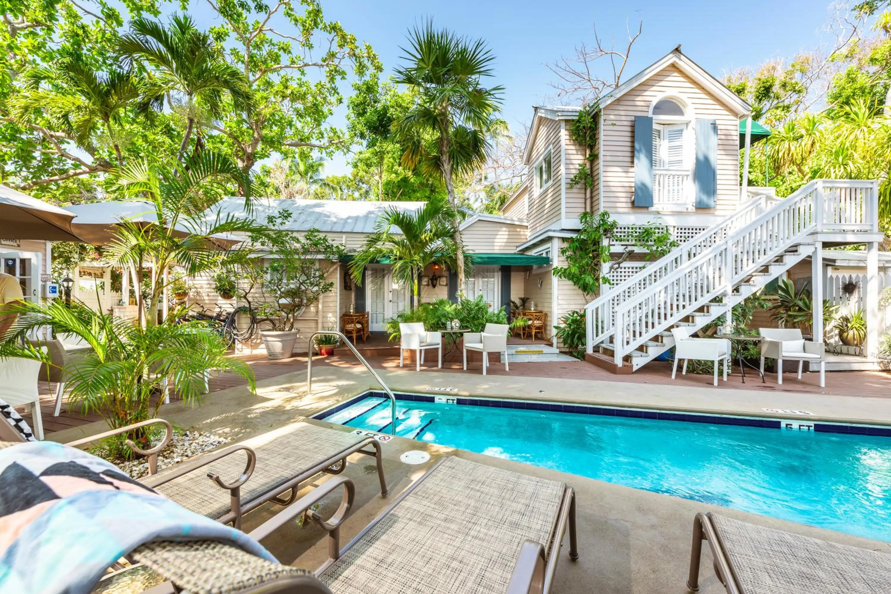 Andrews Inn & Garden Cottages