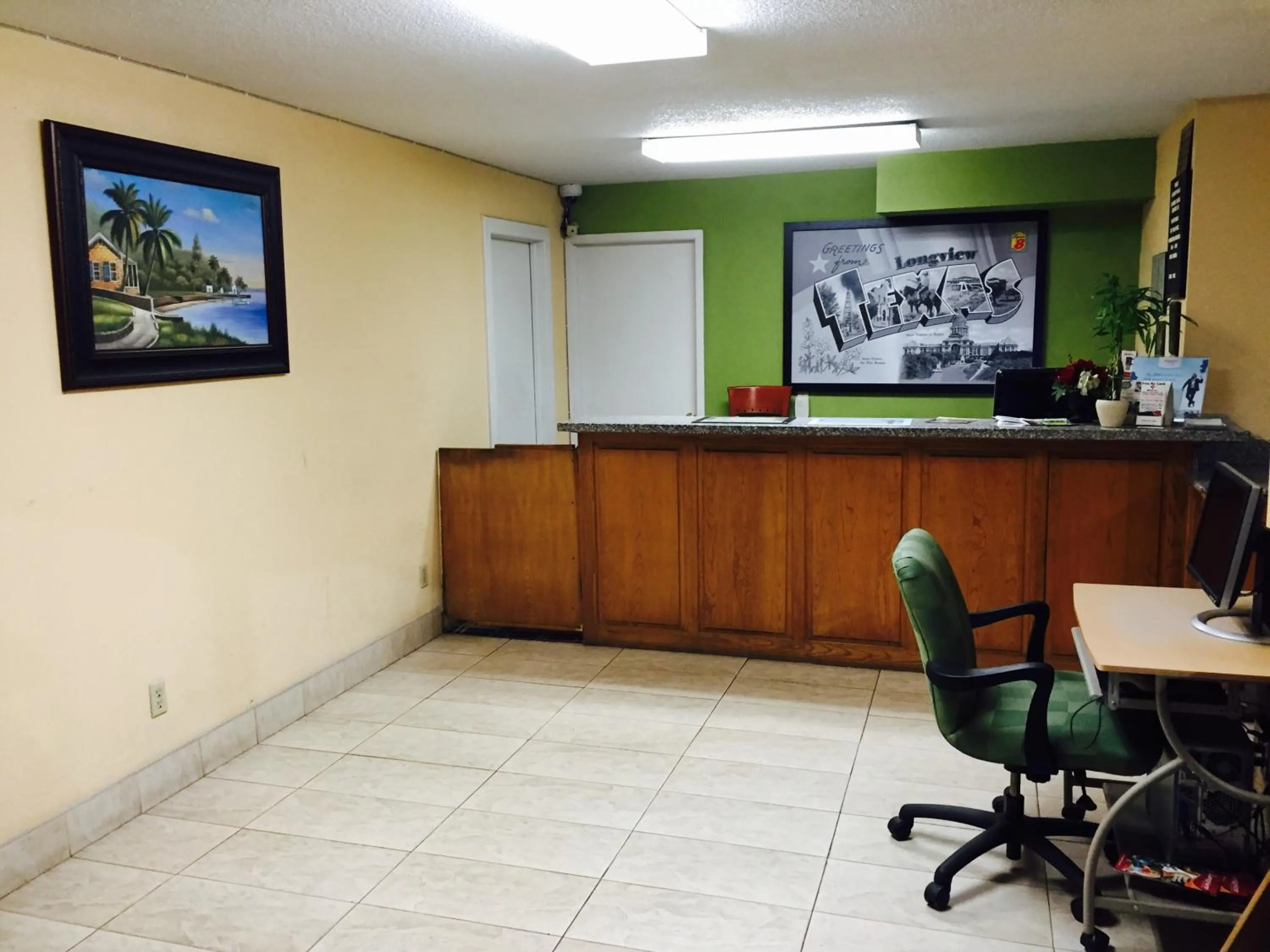 Lobby or reception, Lobby/Reception in Super 8 by Wyndham Longview/I-20