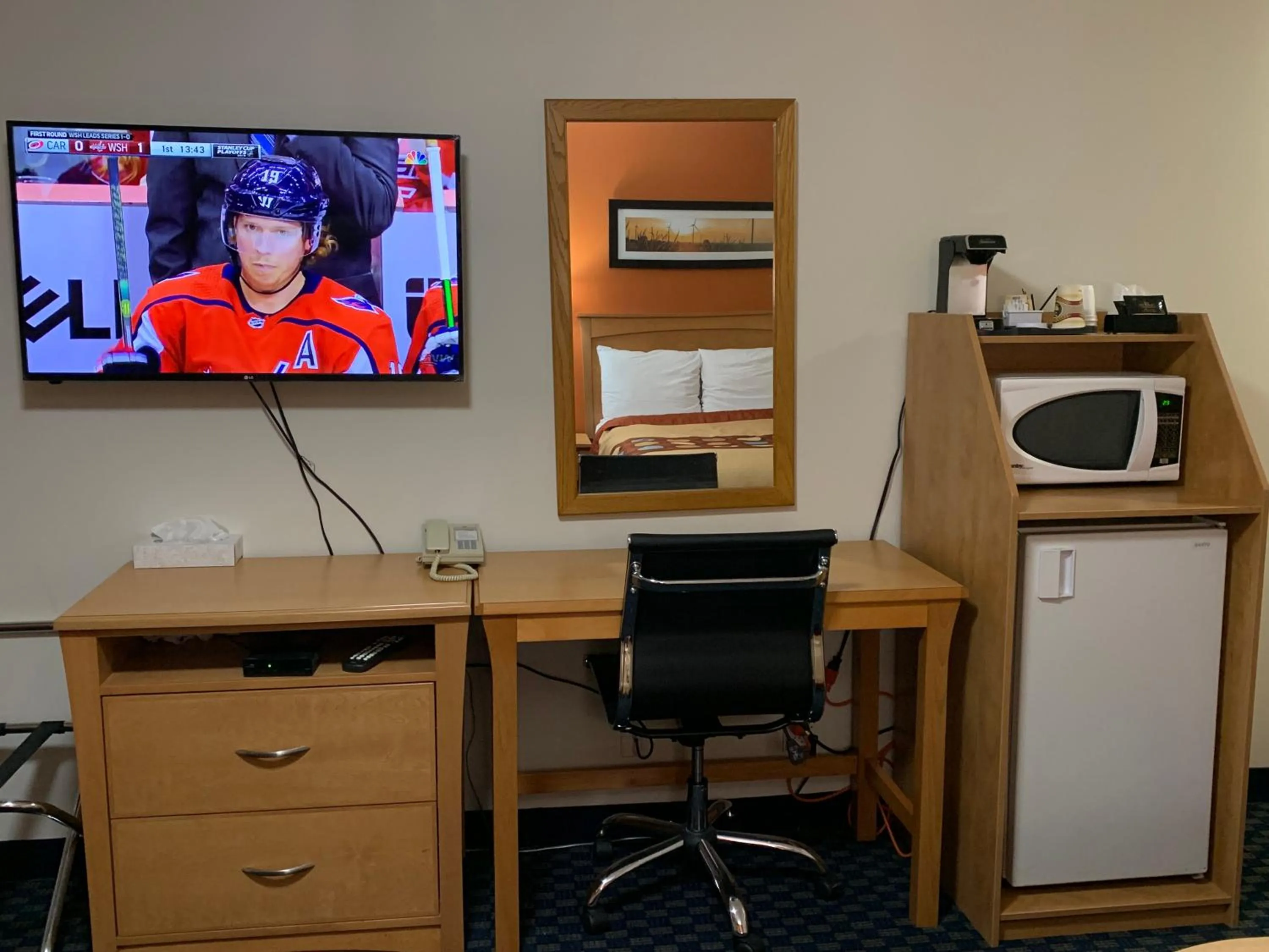 Coffee/tea facilities in Westway Inn Motel