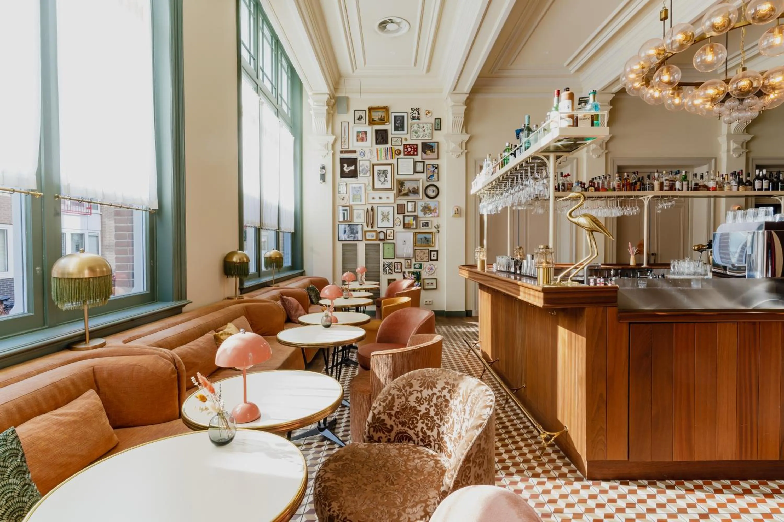 Lounge or bar in Hotel Mercier