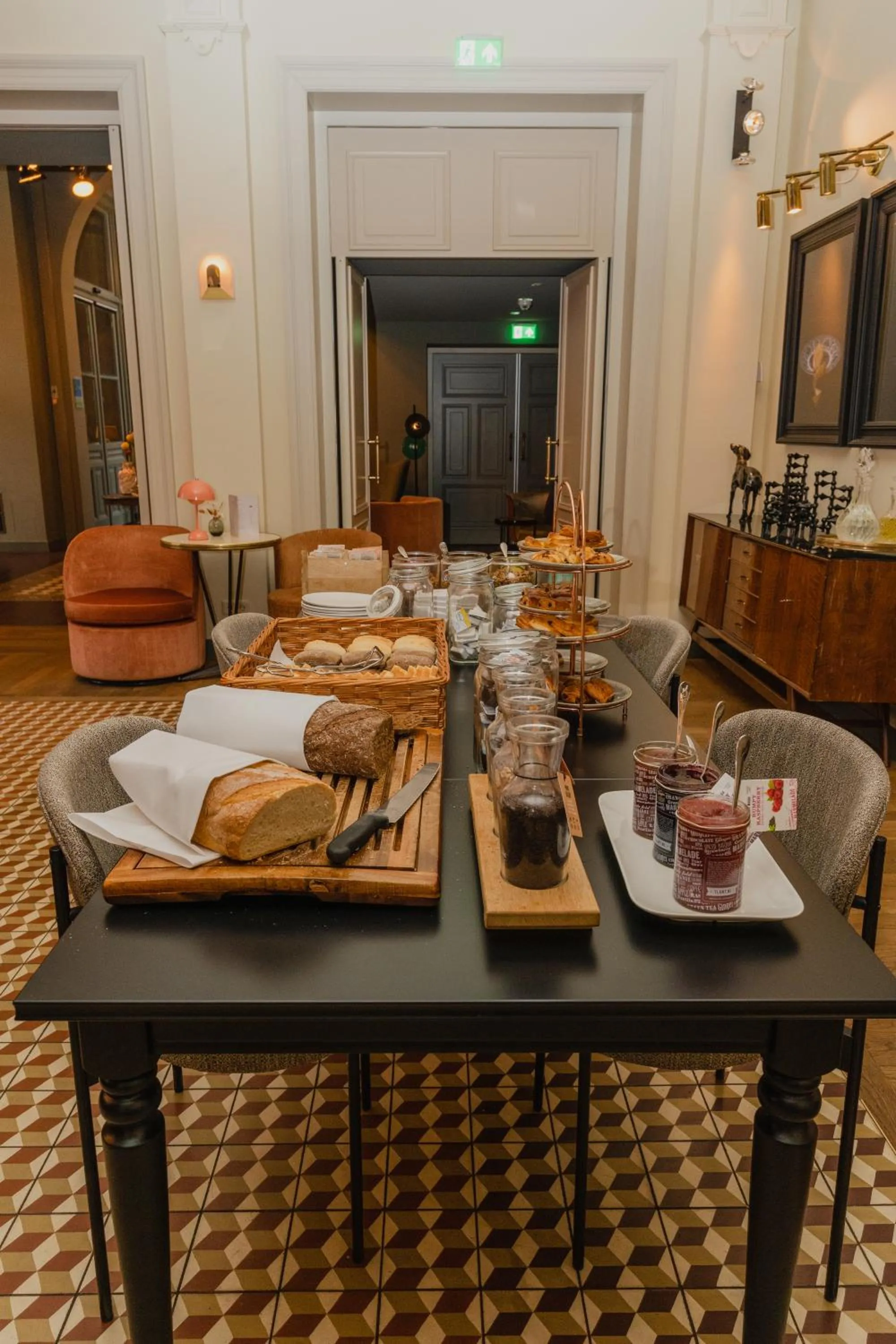 Breakfast in Hotel Mercier