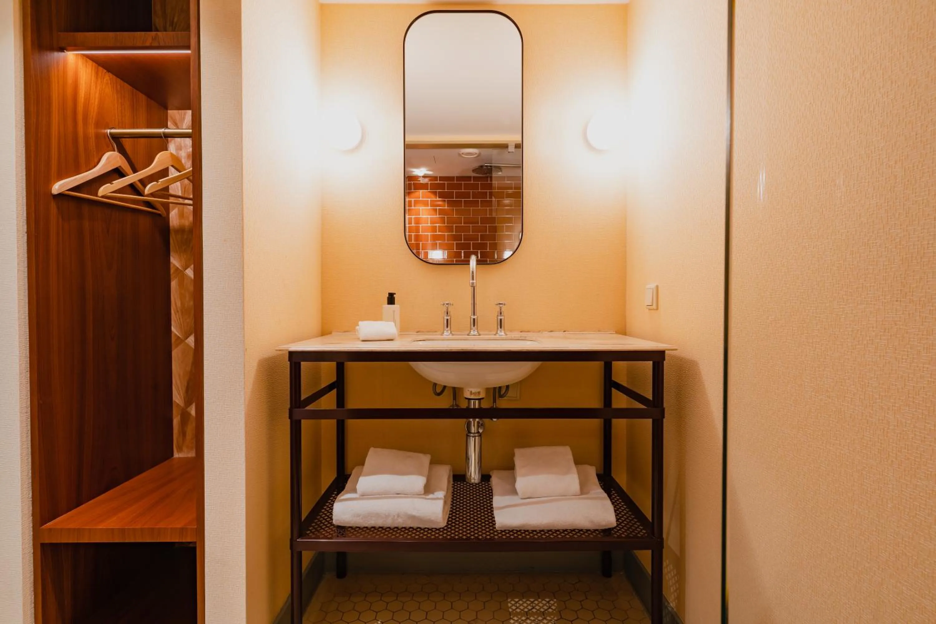 towels in Hotel Mercier