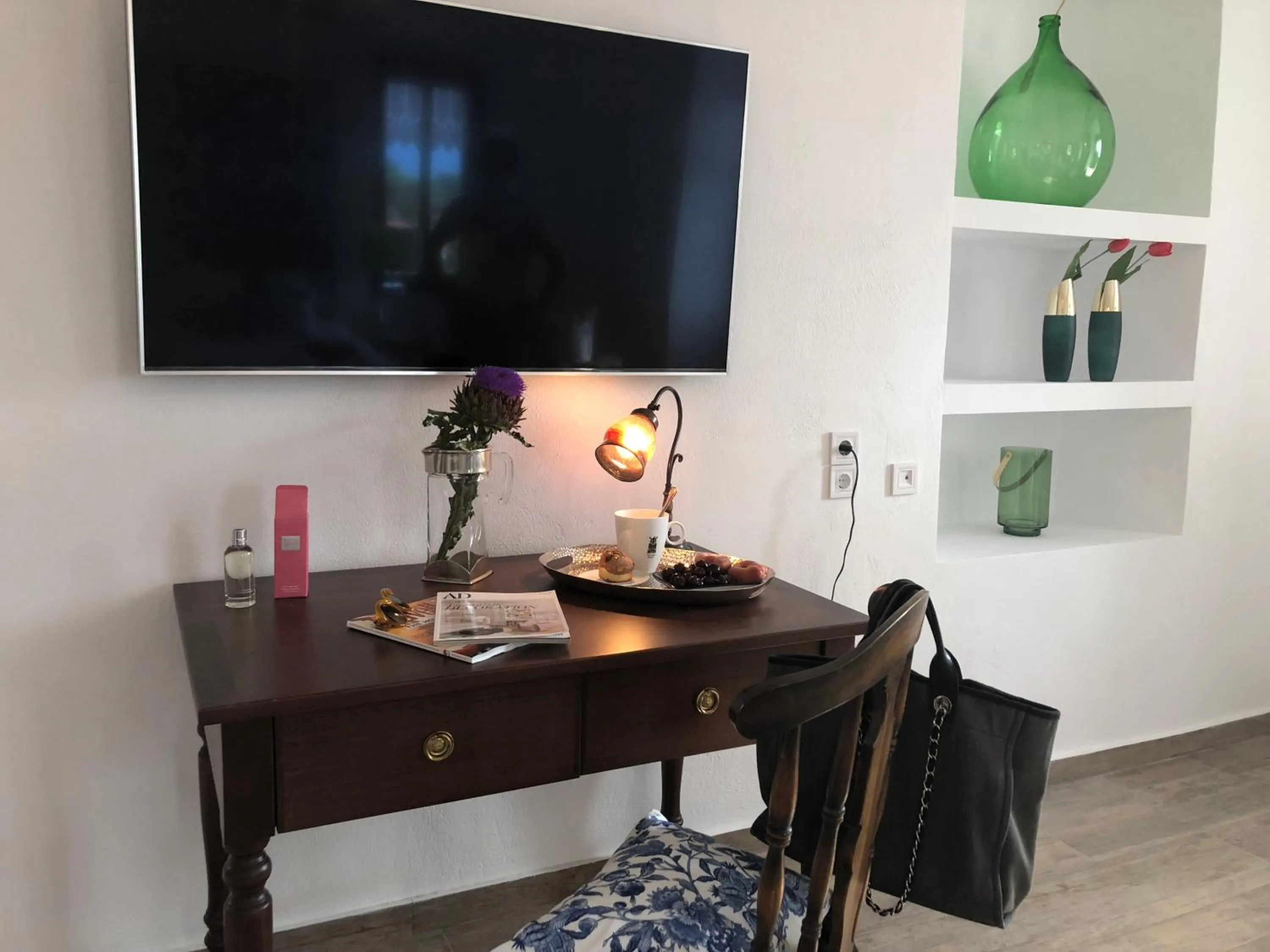 Bedroom in Villa Vager Mani Hotel