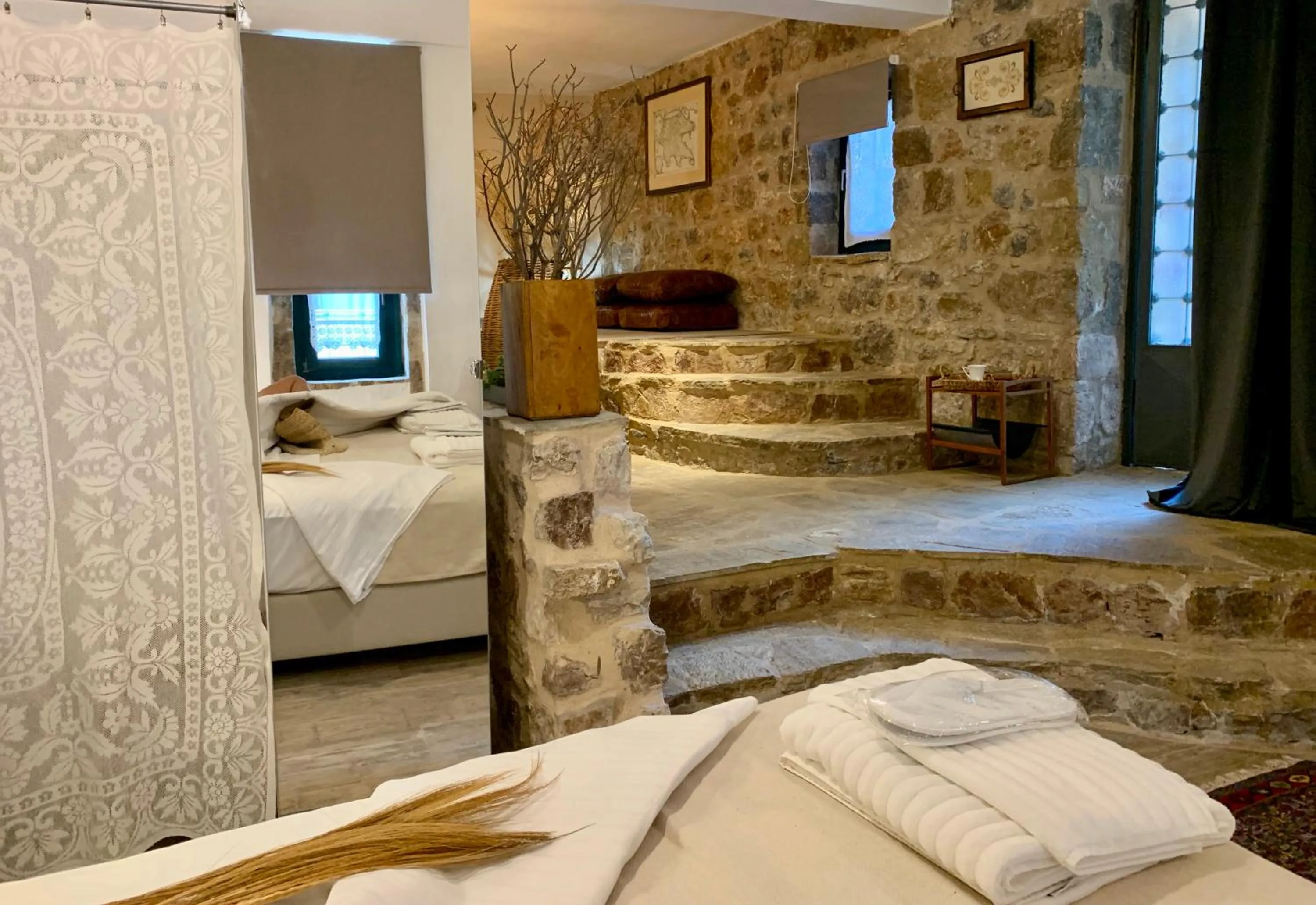 Bed in Villa Vager Mani Hotel