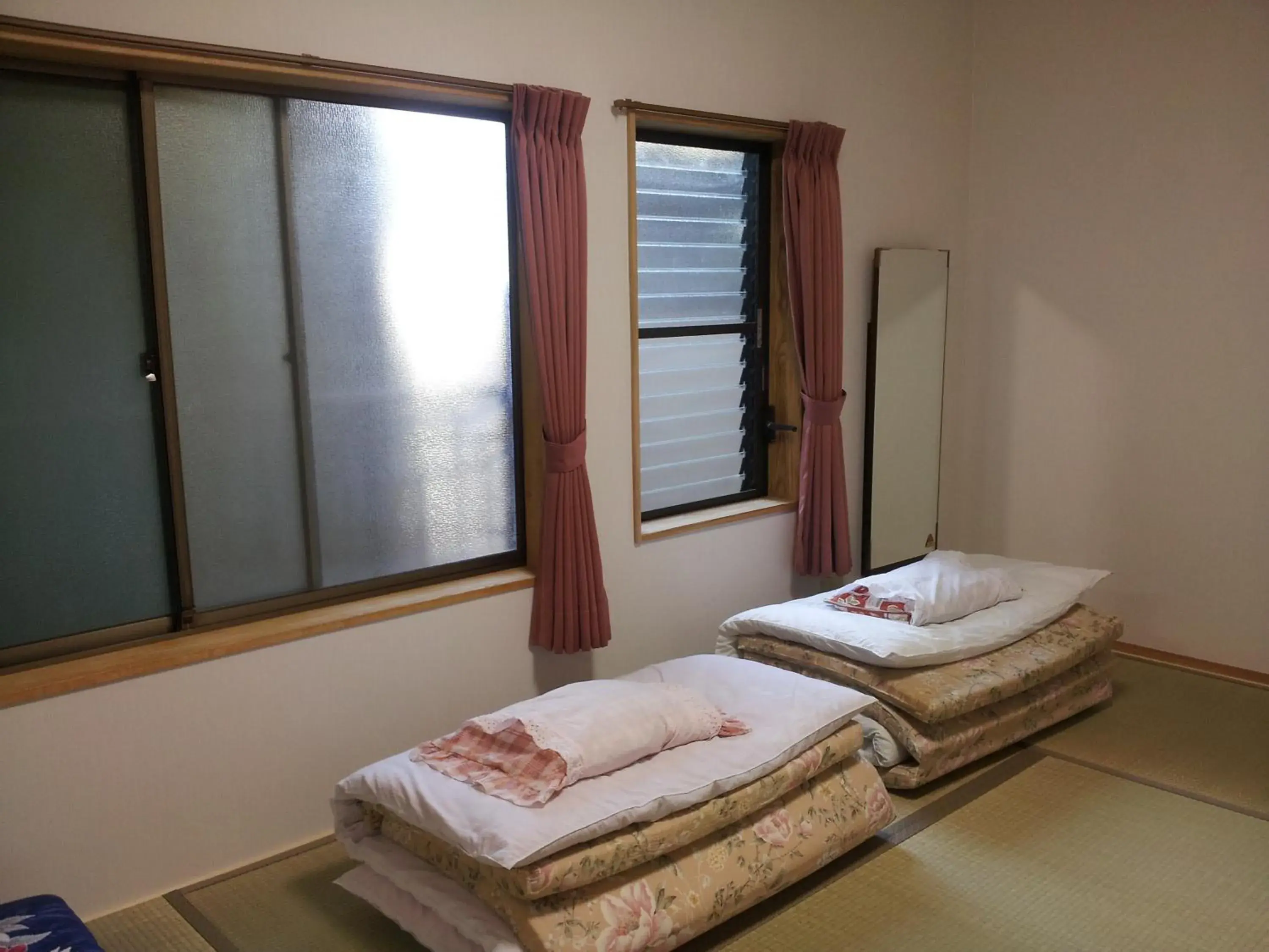 Photo of the whole room, Bed in Mimatsuso Photo of the whole room, Bed in Mimatsuso