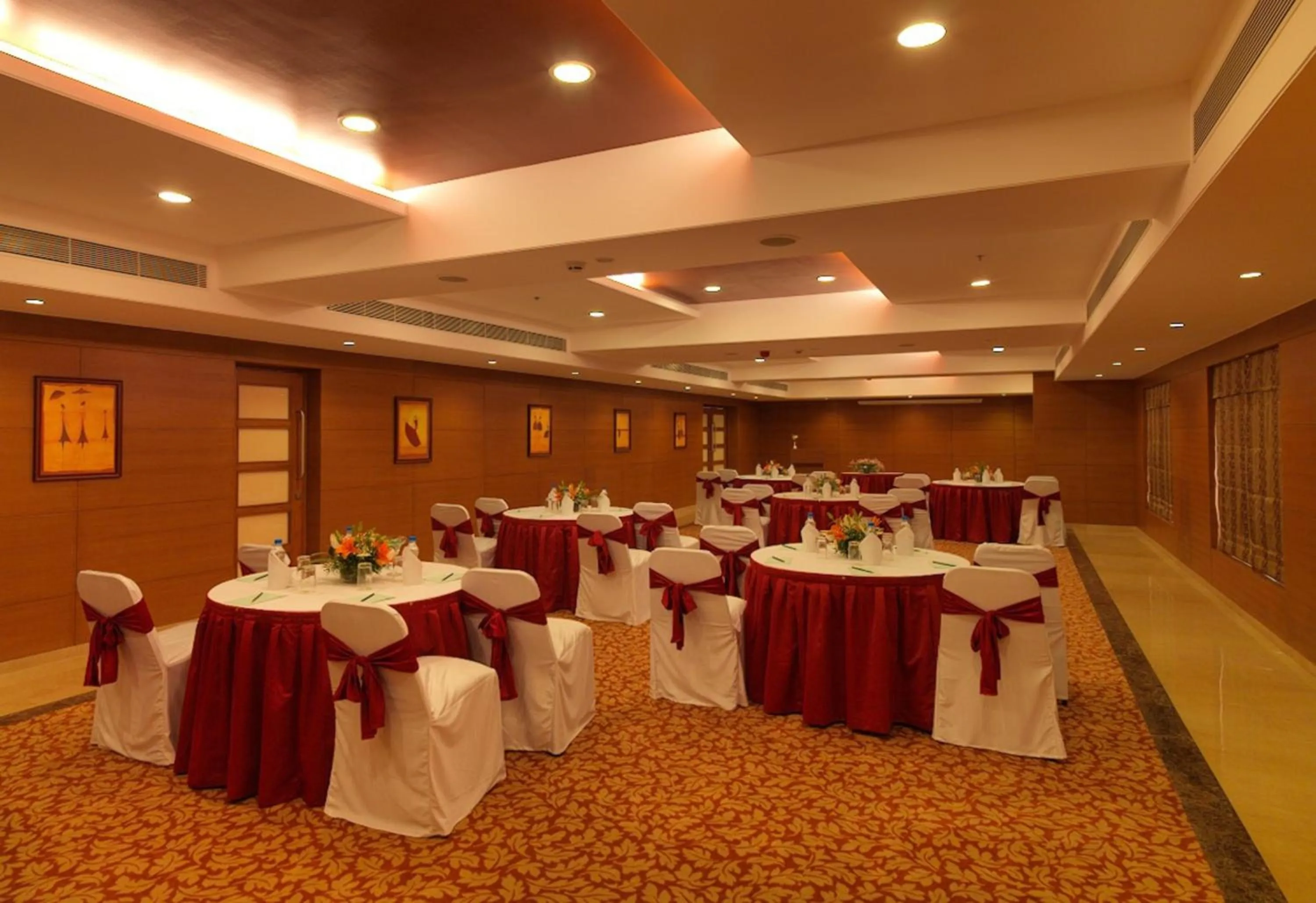 Banquet/Function facilities in Goldfinch Retreat Bangalore