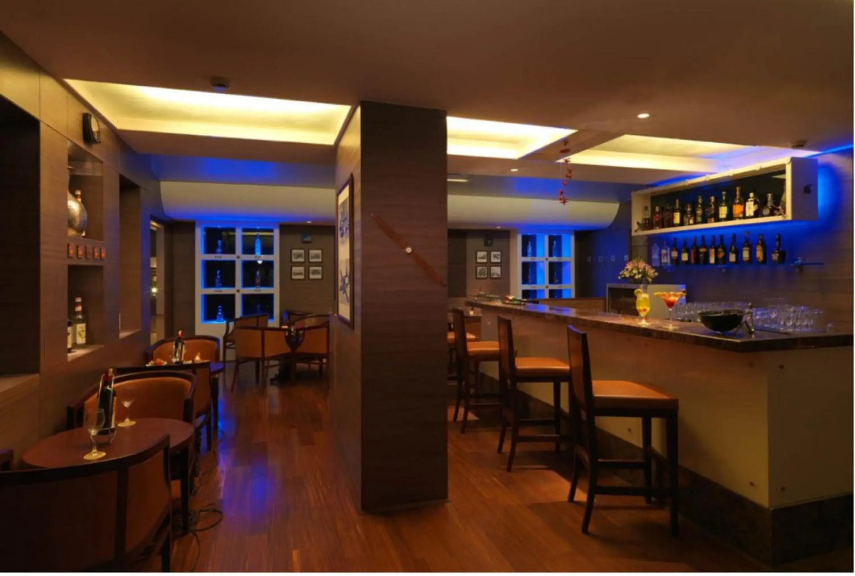 Lounge or bar in Goldfinch Retreat Bangalore Lounge or bar in Goldfinch Retreat Bangalore