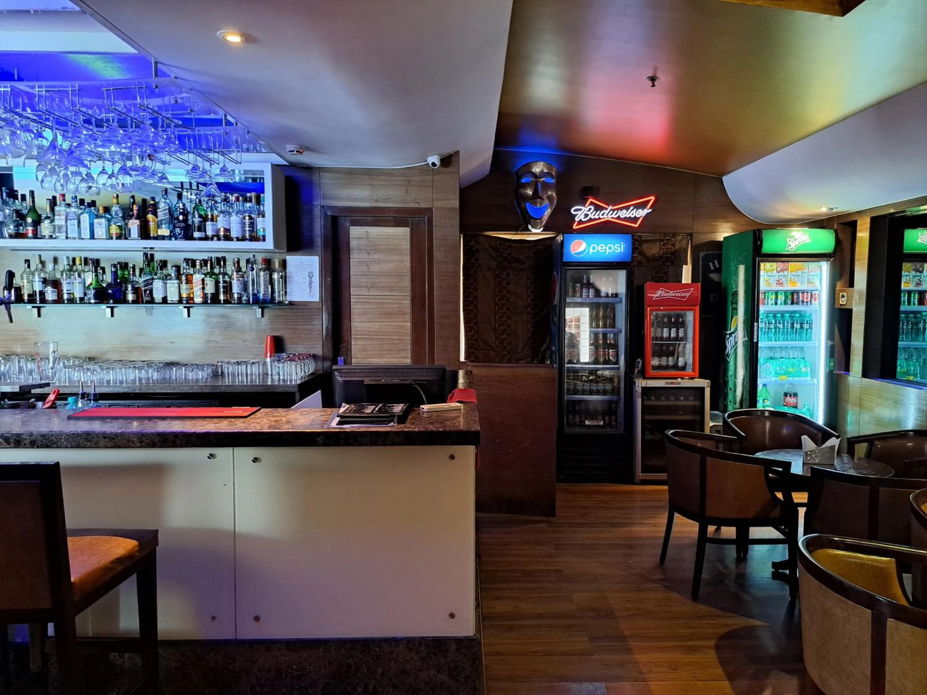 Lounge or bar in Goldfinch Retreat Bangalore