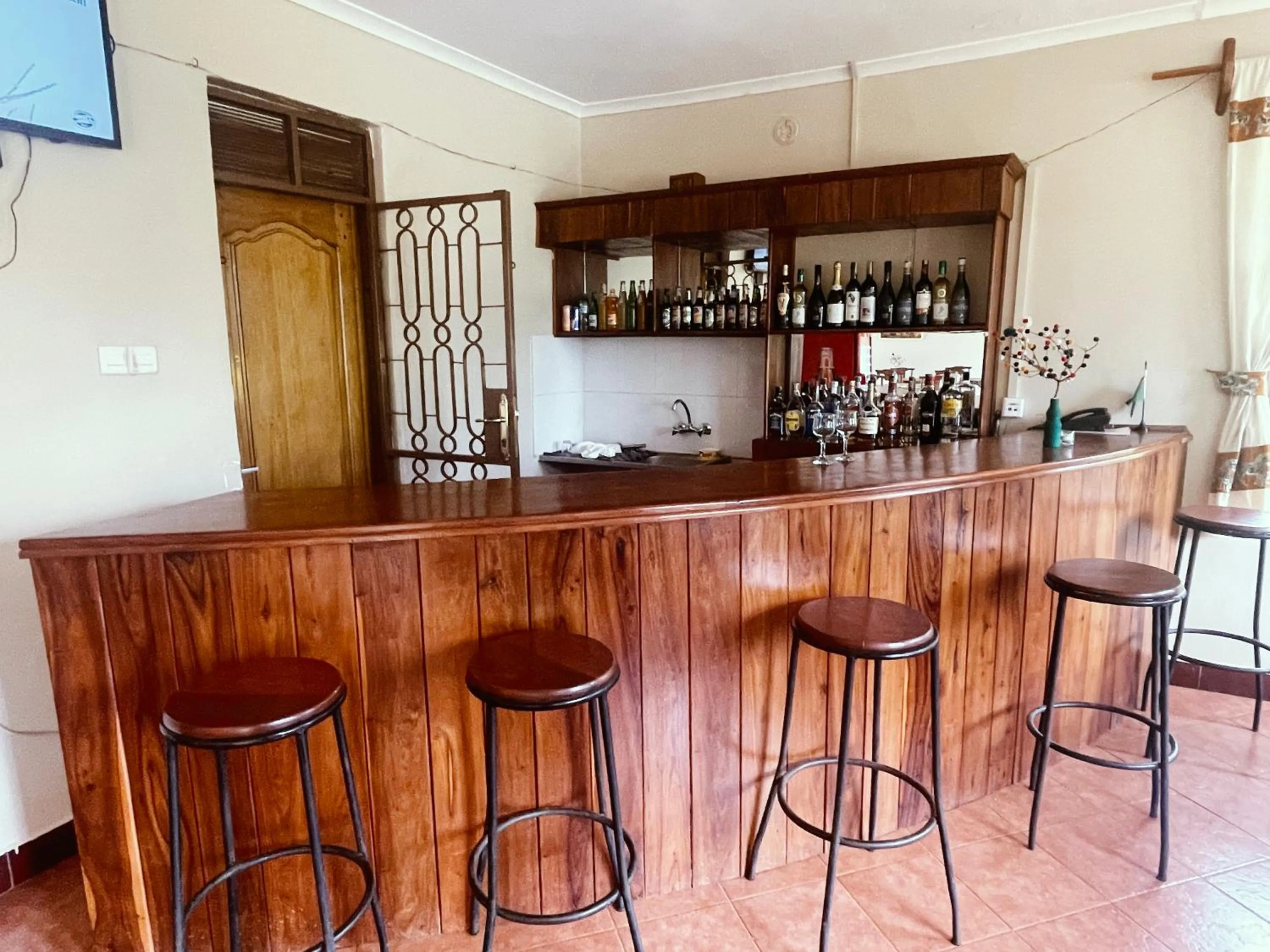 Lounge or bar in Maktau Mountain Lodge