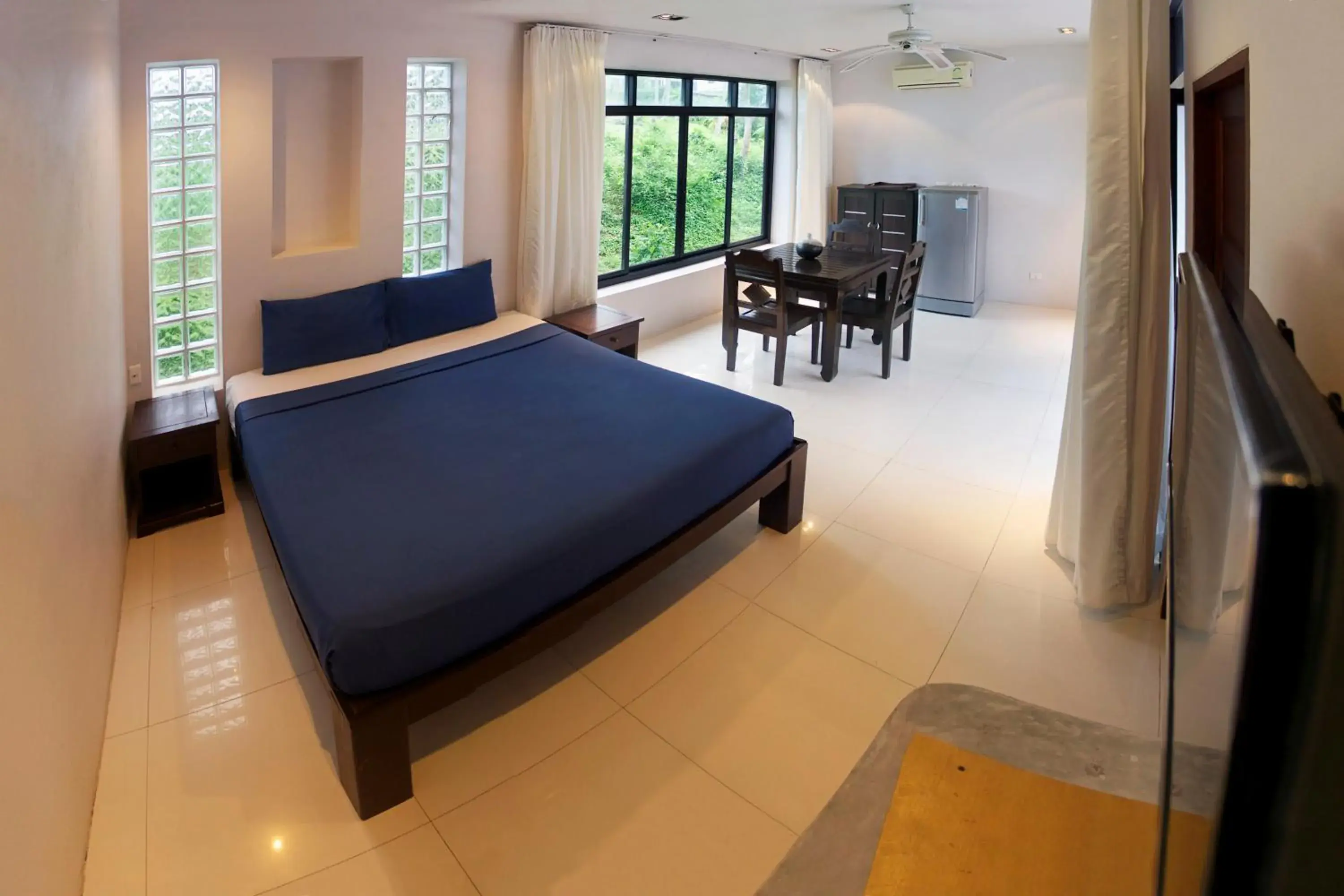 Photo of the whole room, Bed in Superpro Samui Photo of the whole room, Bed in Superpro Samui