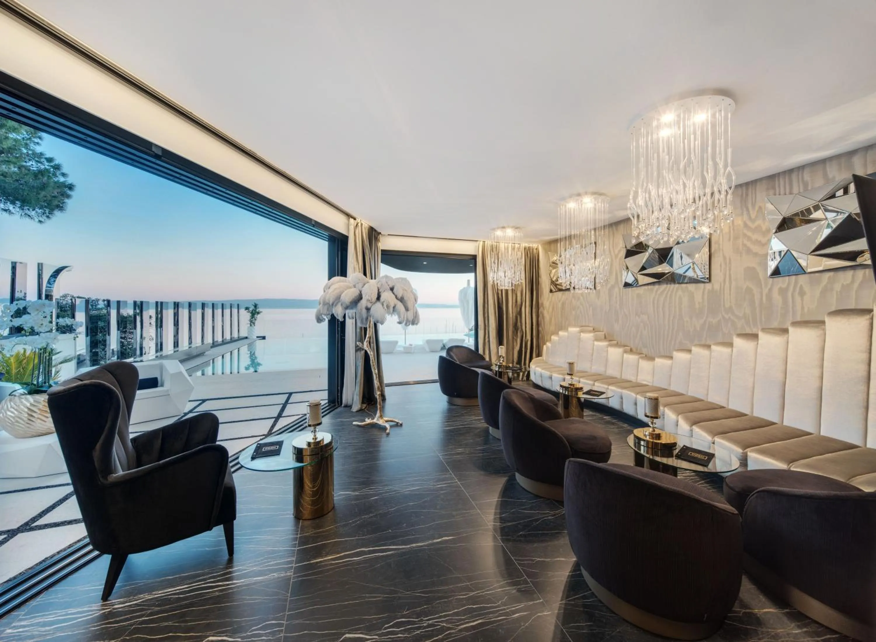 Lobby or reception in Posh Residence Luxury Suites