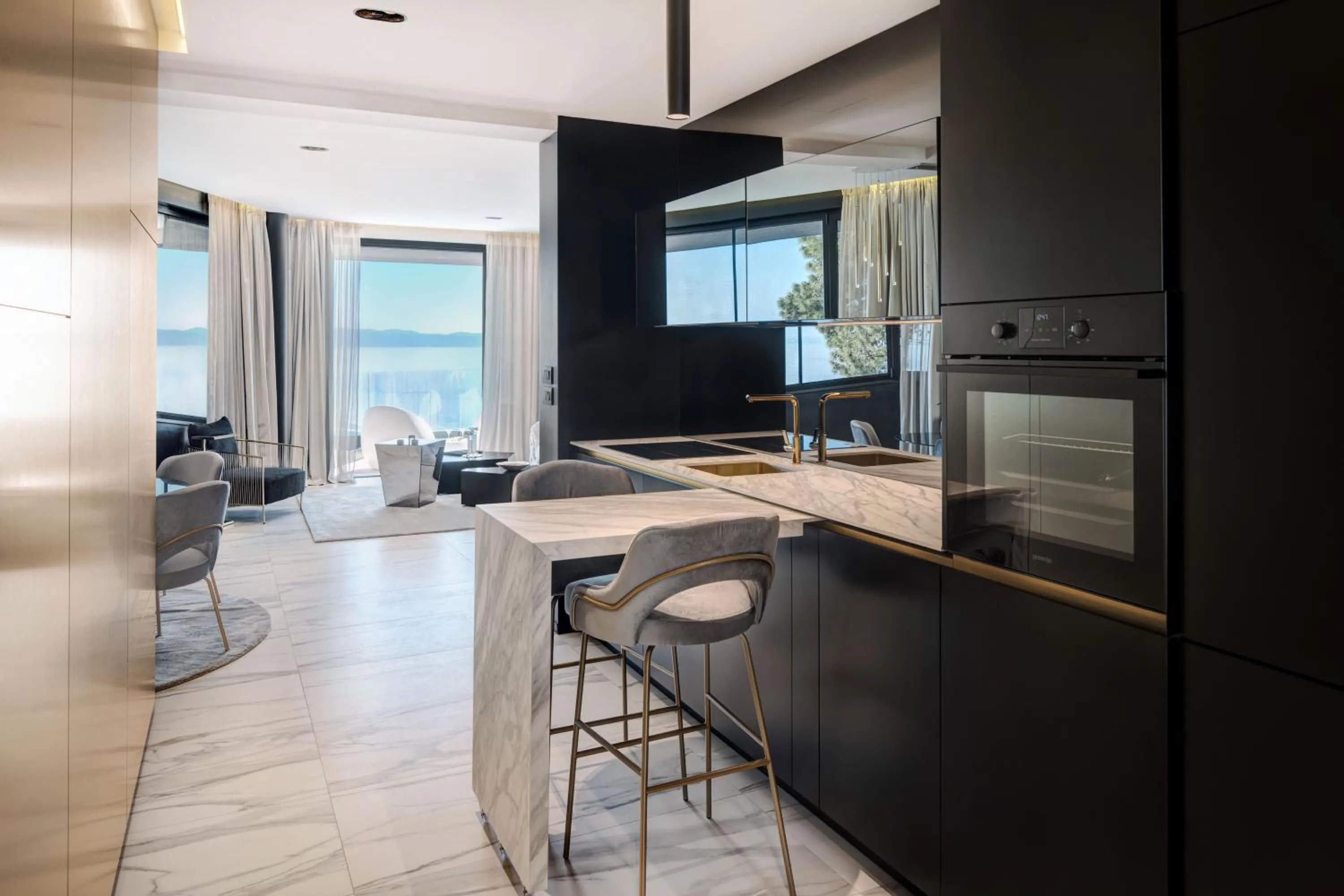 Kitchen or kitchenette in Posh Residence Luxury Suites