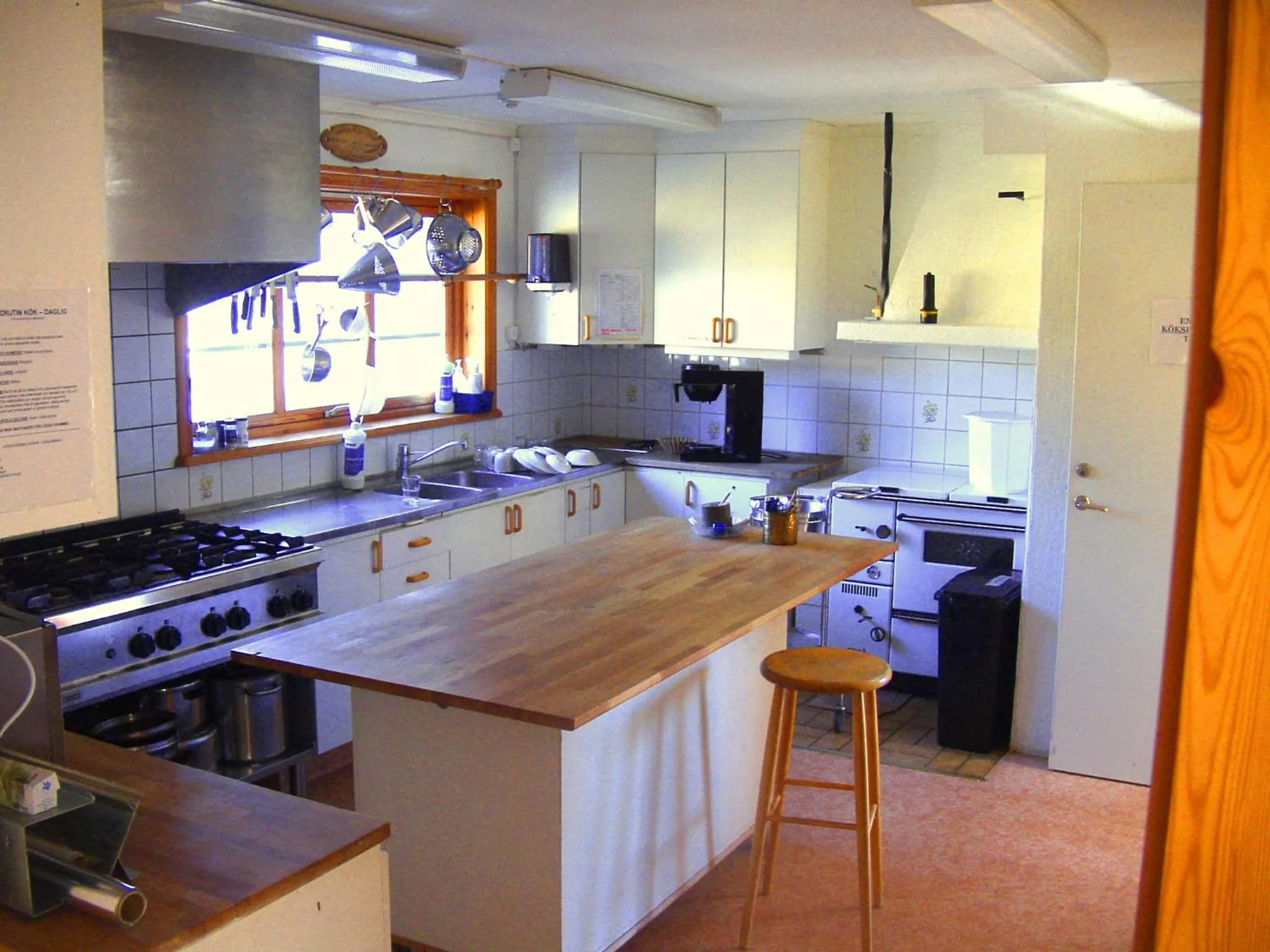 Food and drinks in Tingvall B&B Eco-Lodge