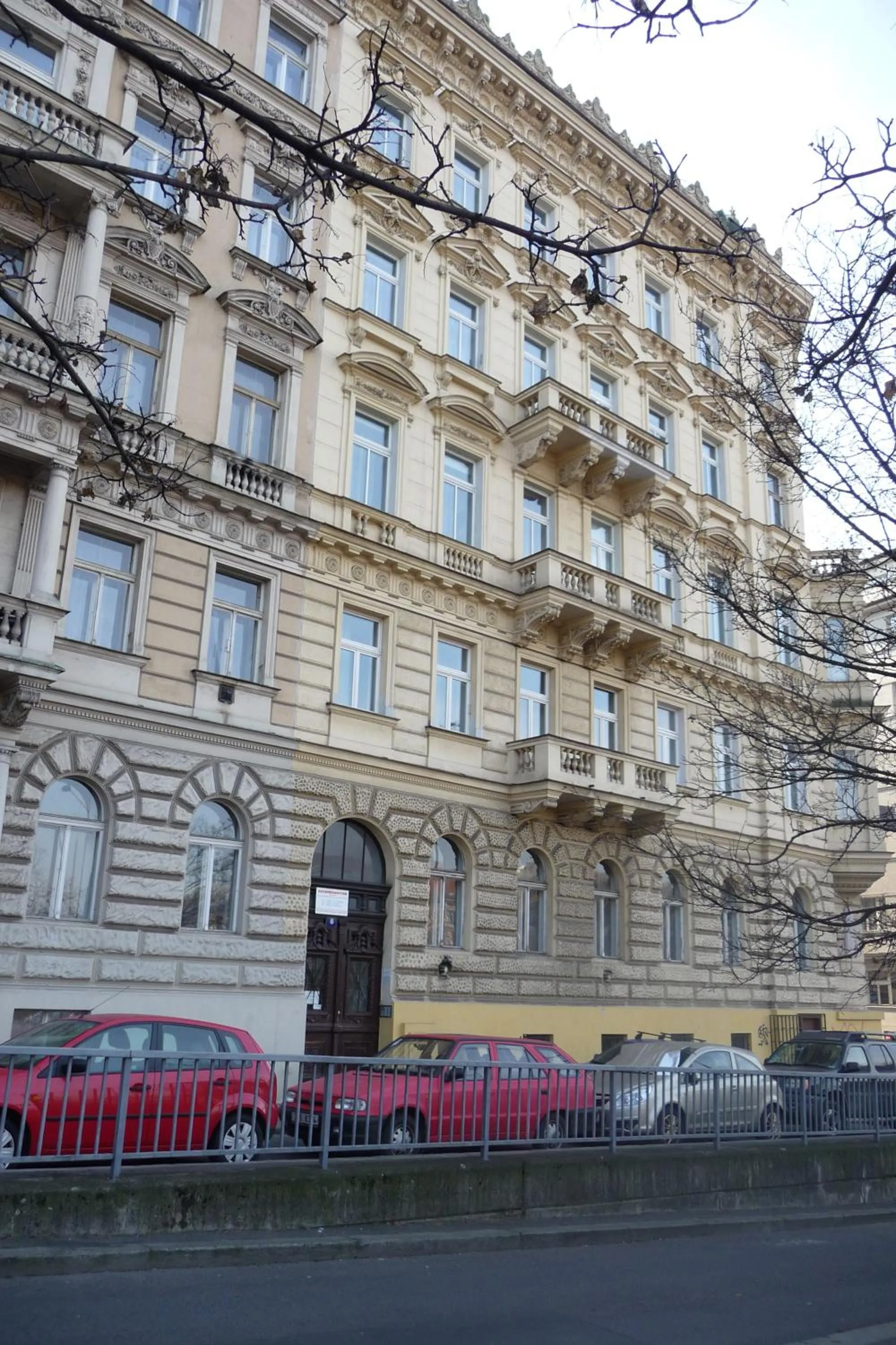 Facade/entrance in Museum Inn