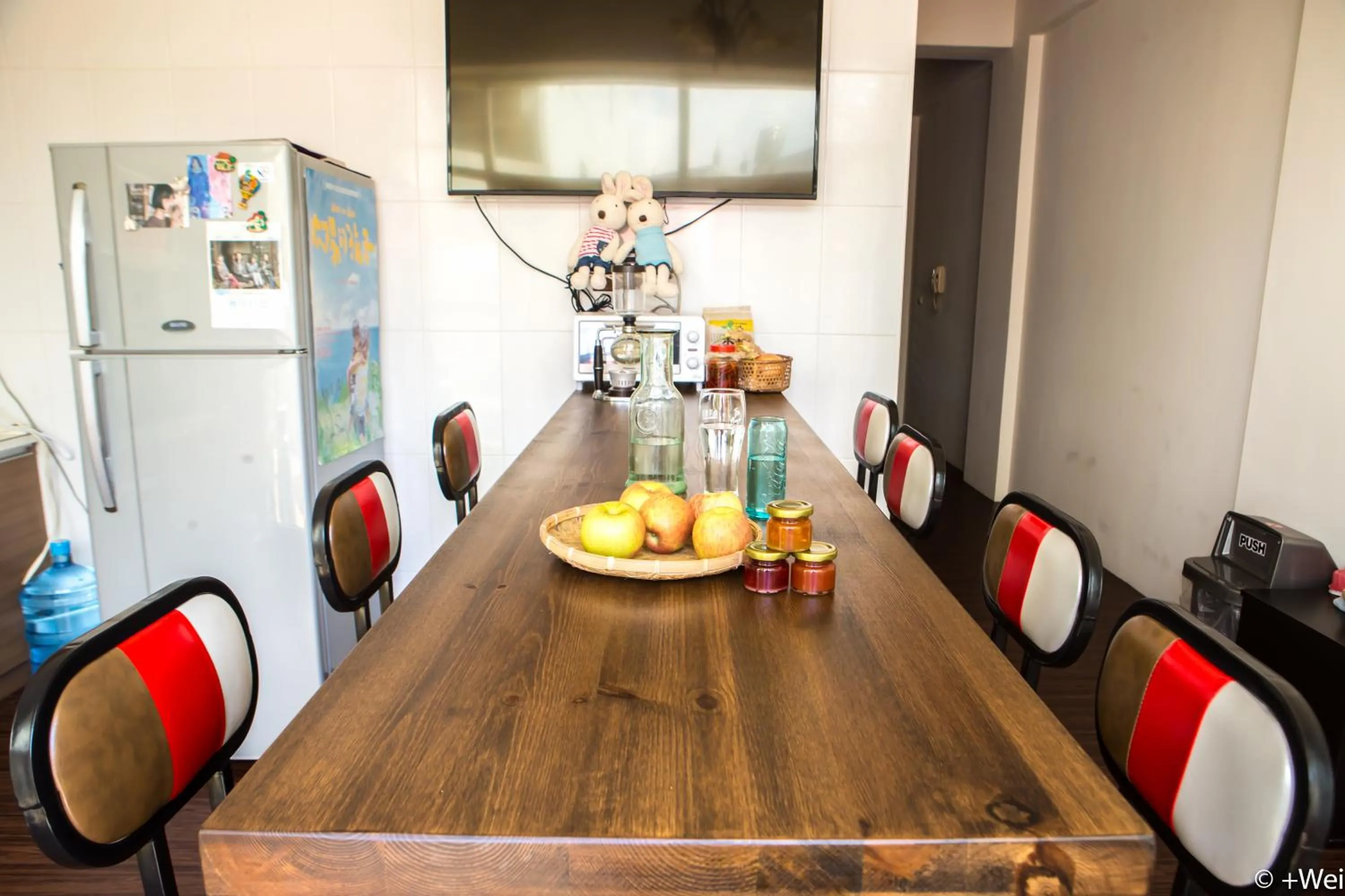 Dining Area in Shining Forest Hostel