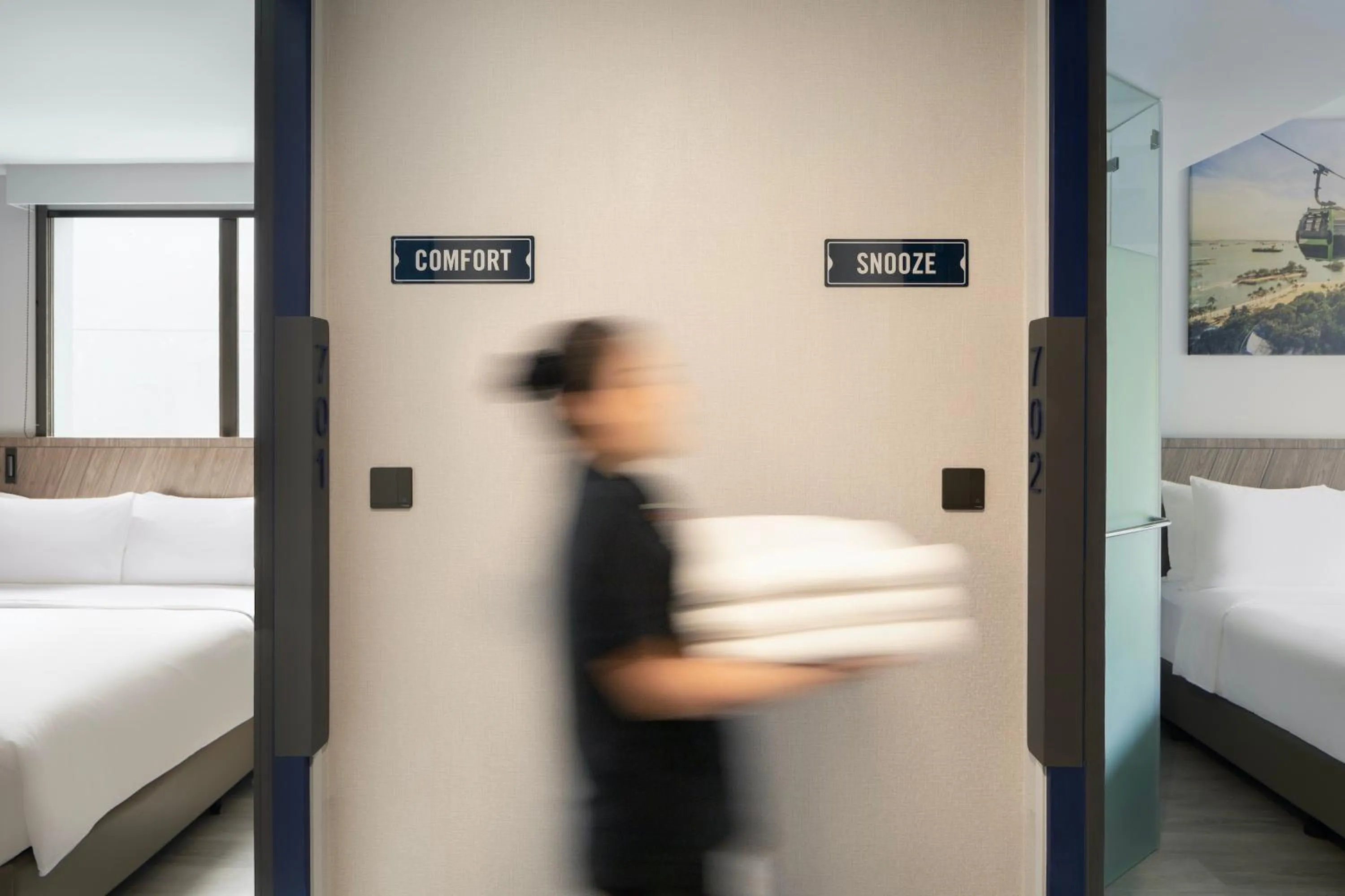 Bed in Travelodge Harbourfront Singapore