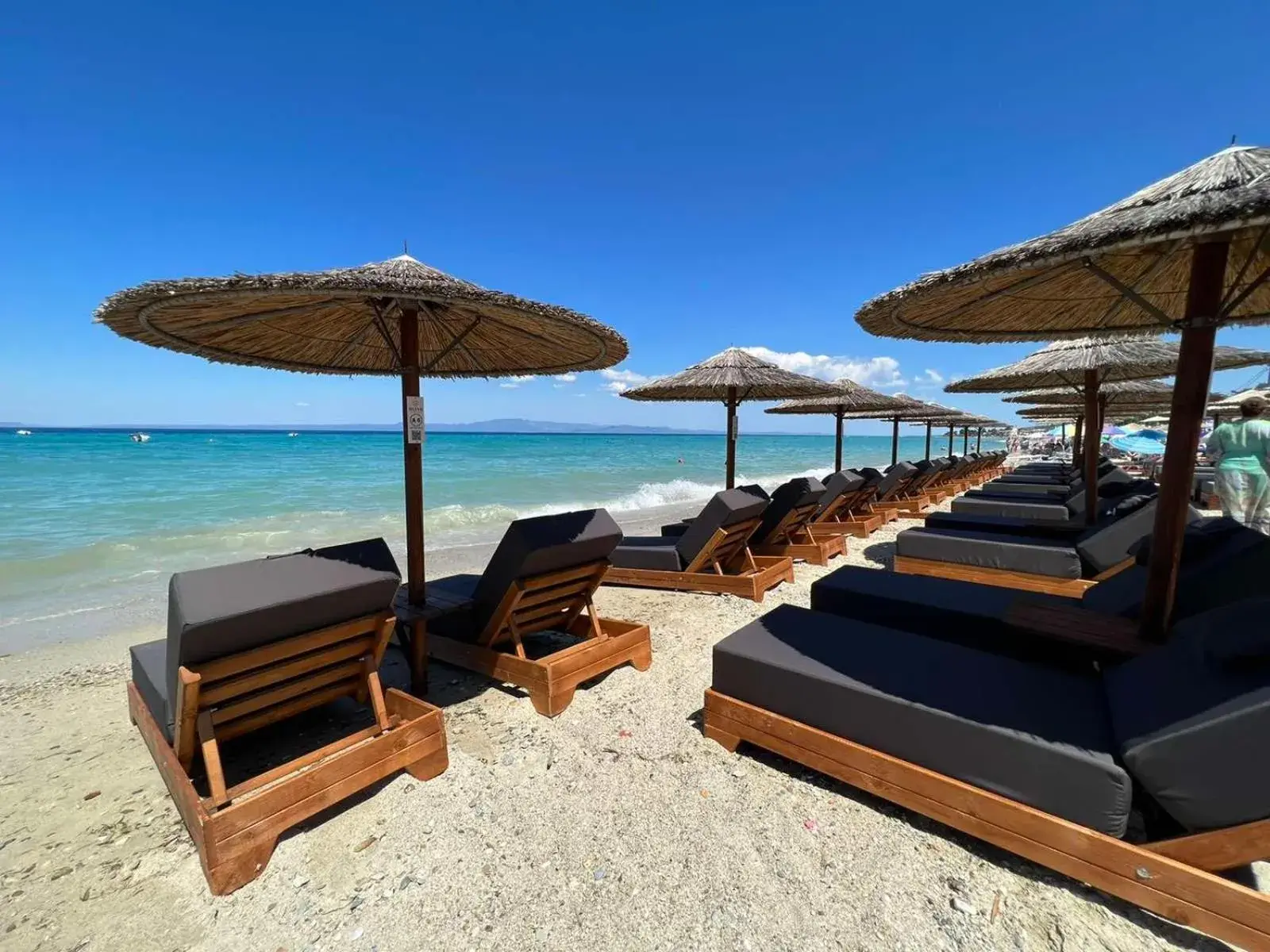 Restaurant/places to eat in Royal Hotel and Suites Restaurant/places to eat in Royal Hotel and Suites