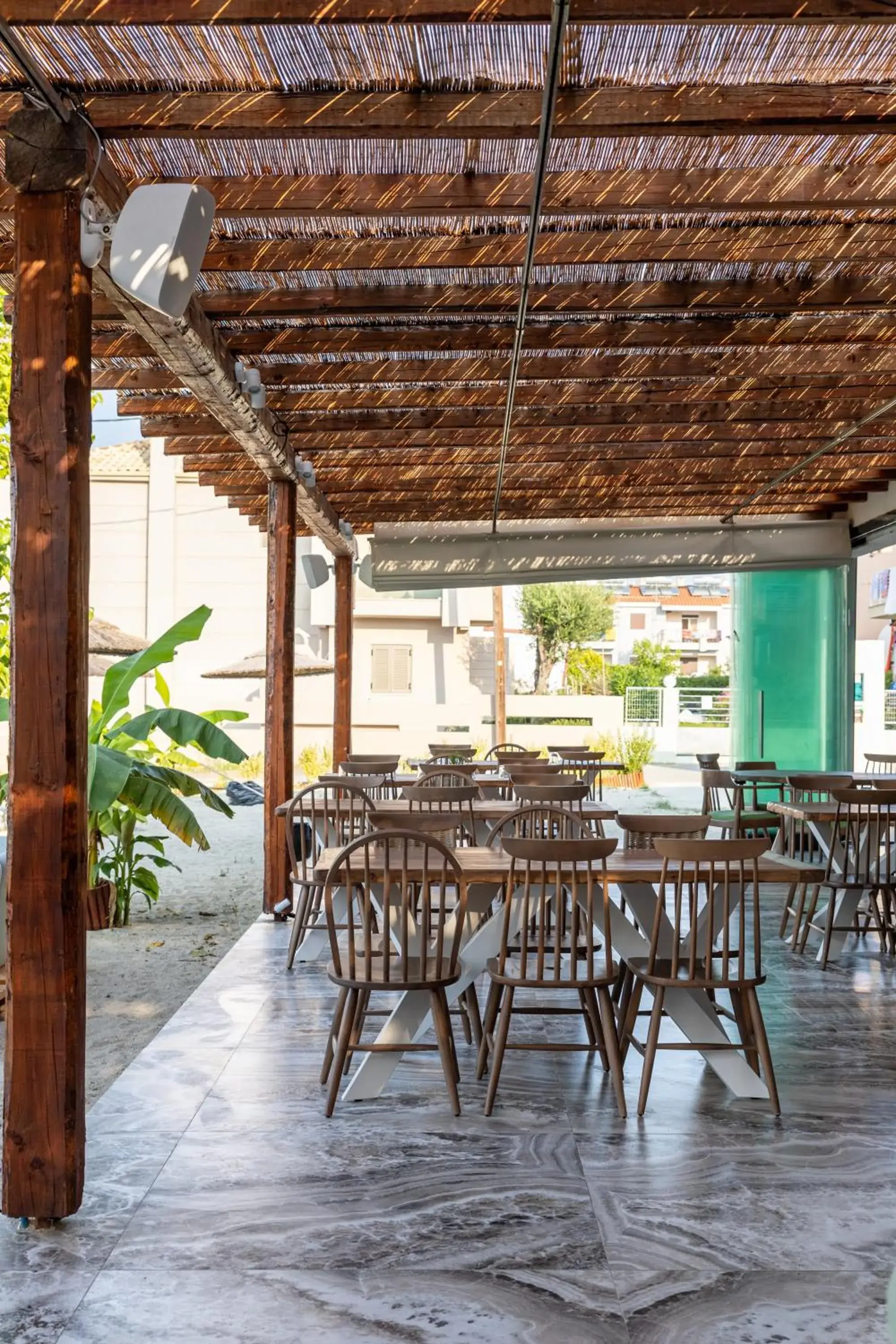 Restaurant/places to eat in Royal Hotel and Suites Restaurant/places to eat in Royal Hotel and Suites