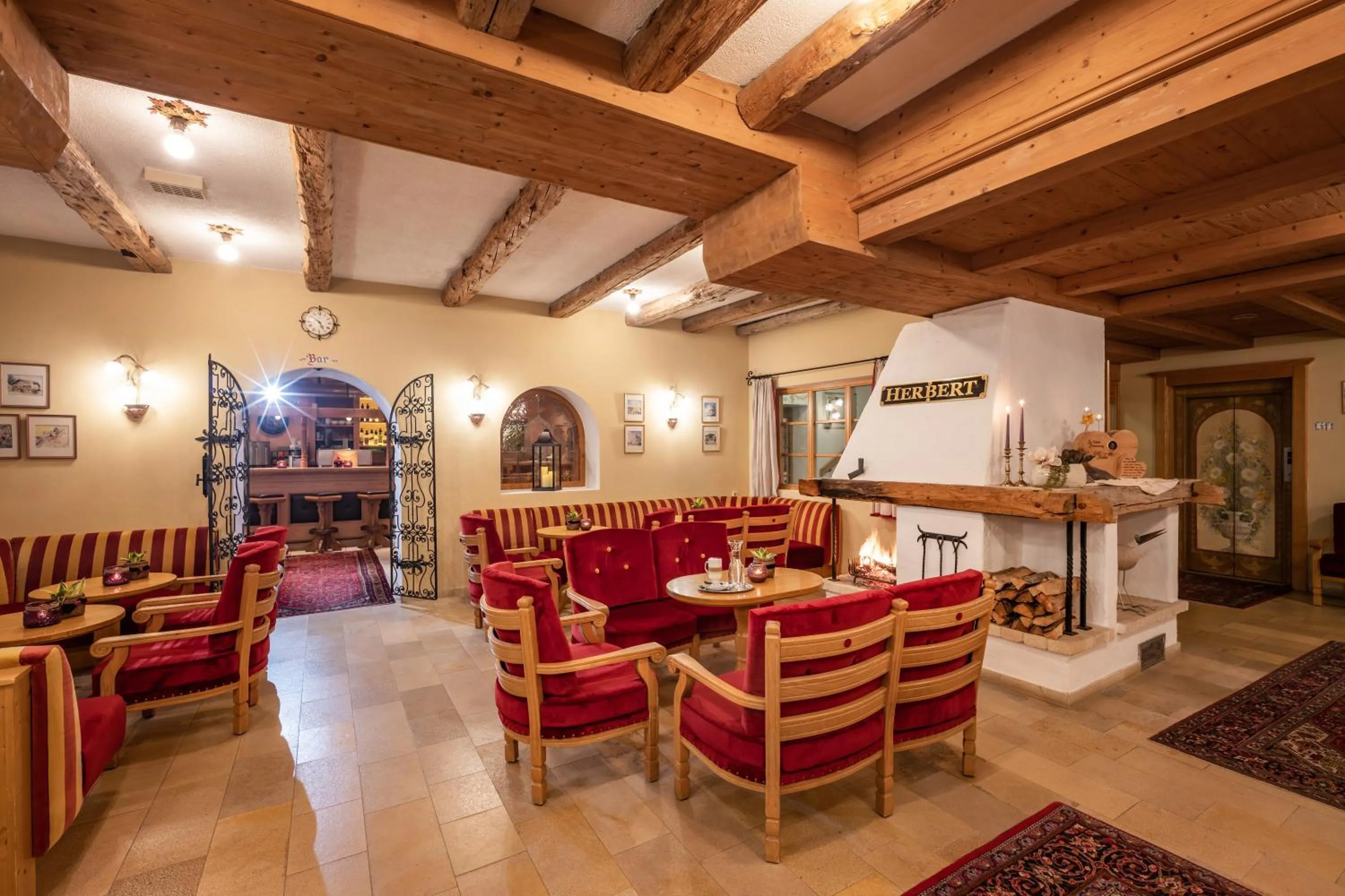 Lounge or bar in Hotel Sonnschein