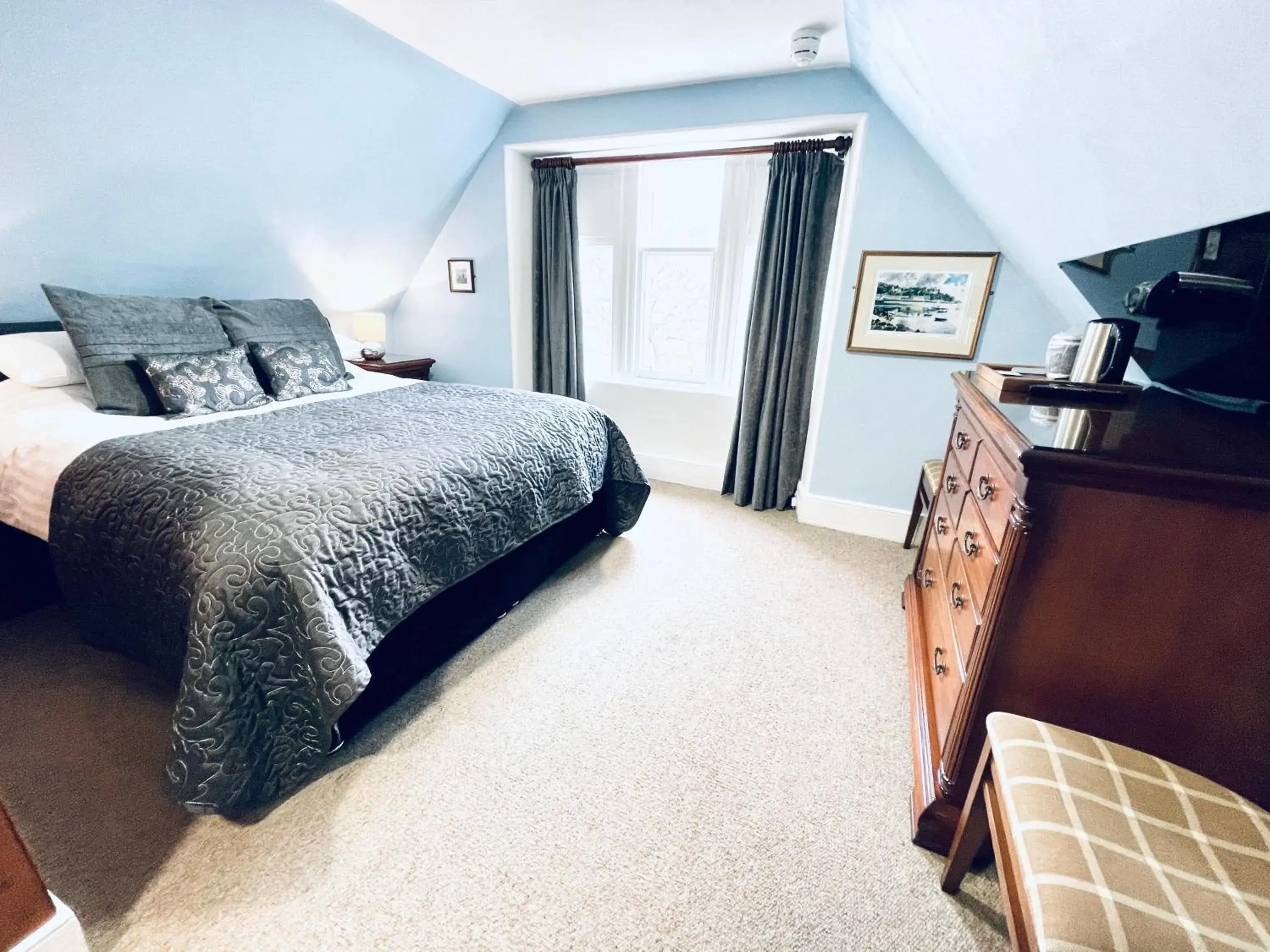 Bed in Invergarry Hotel Bed in Invergarry Hotel