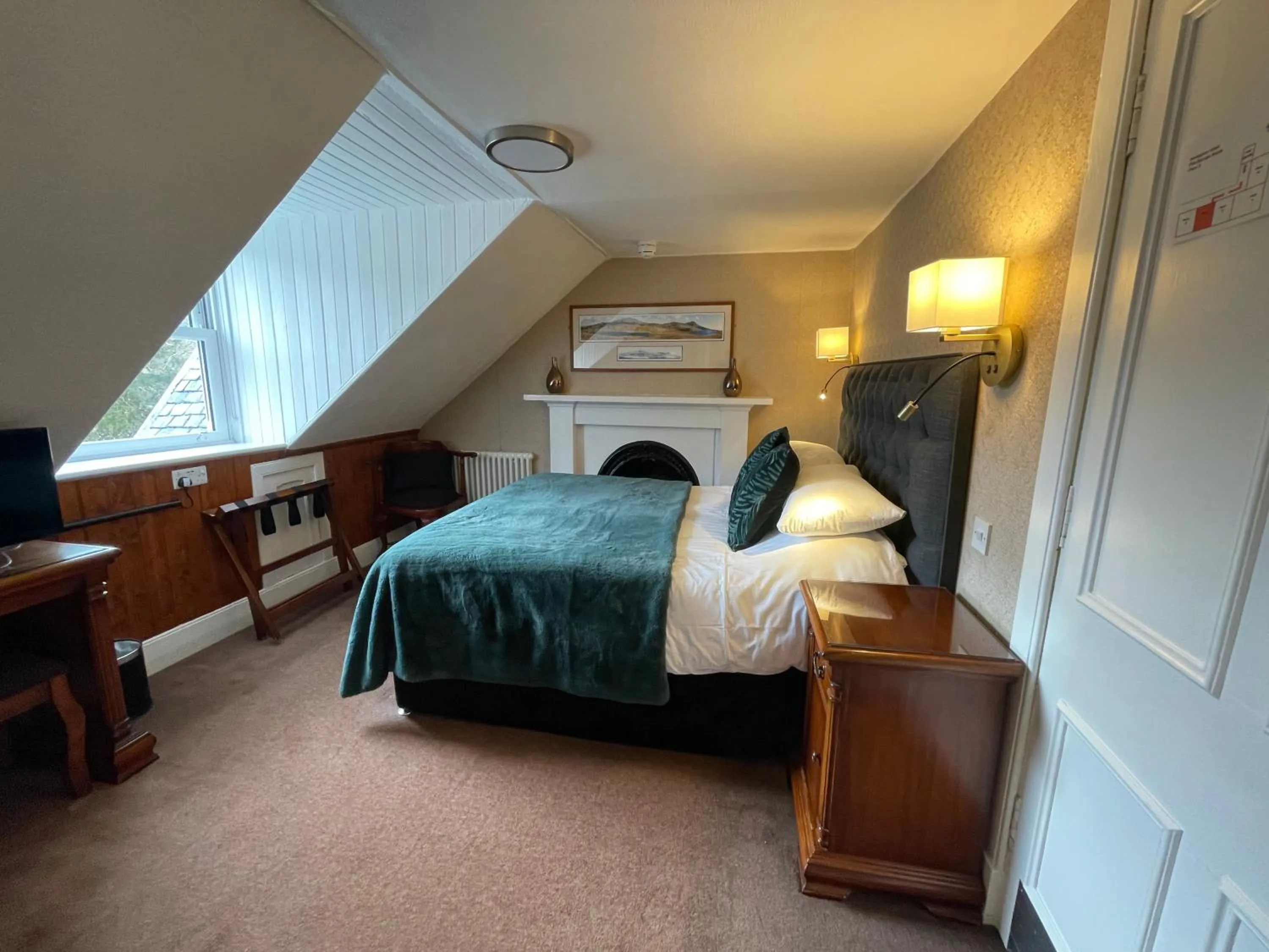 Bed in Invergarry Hotel