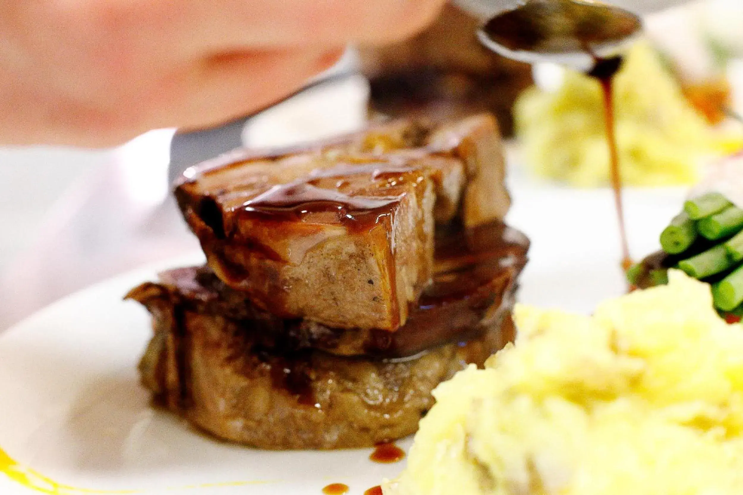 Restaurant/places to eat in Invergarry Hotel Restaurant/places to eat in Invergarry Hotel