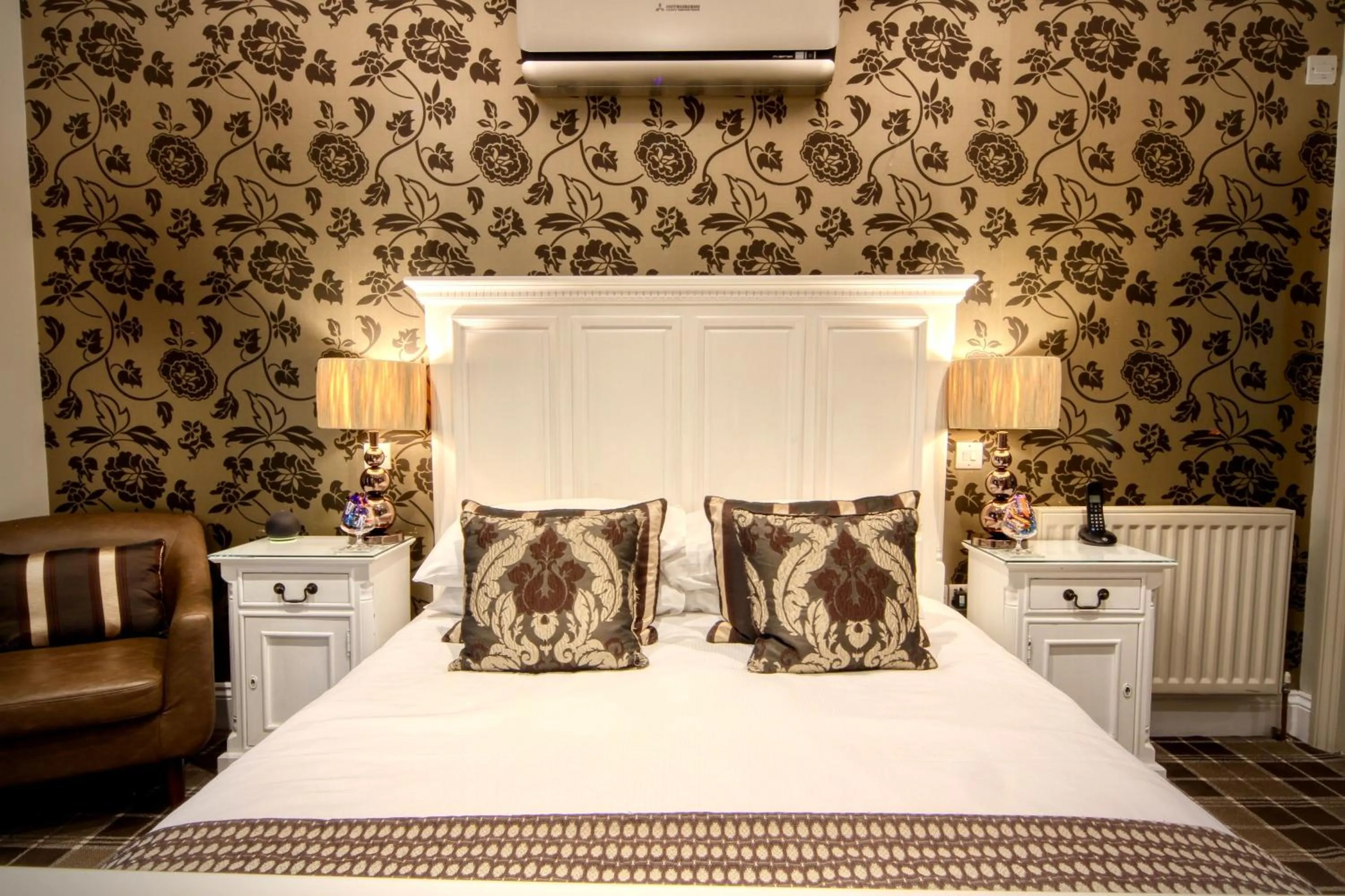 Super Deluxe Double Room - single occupancy in The Wensleydale Heifer