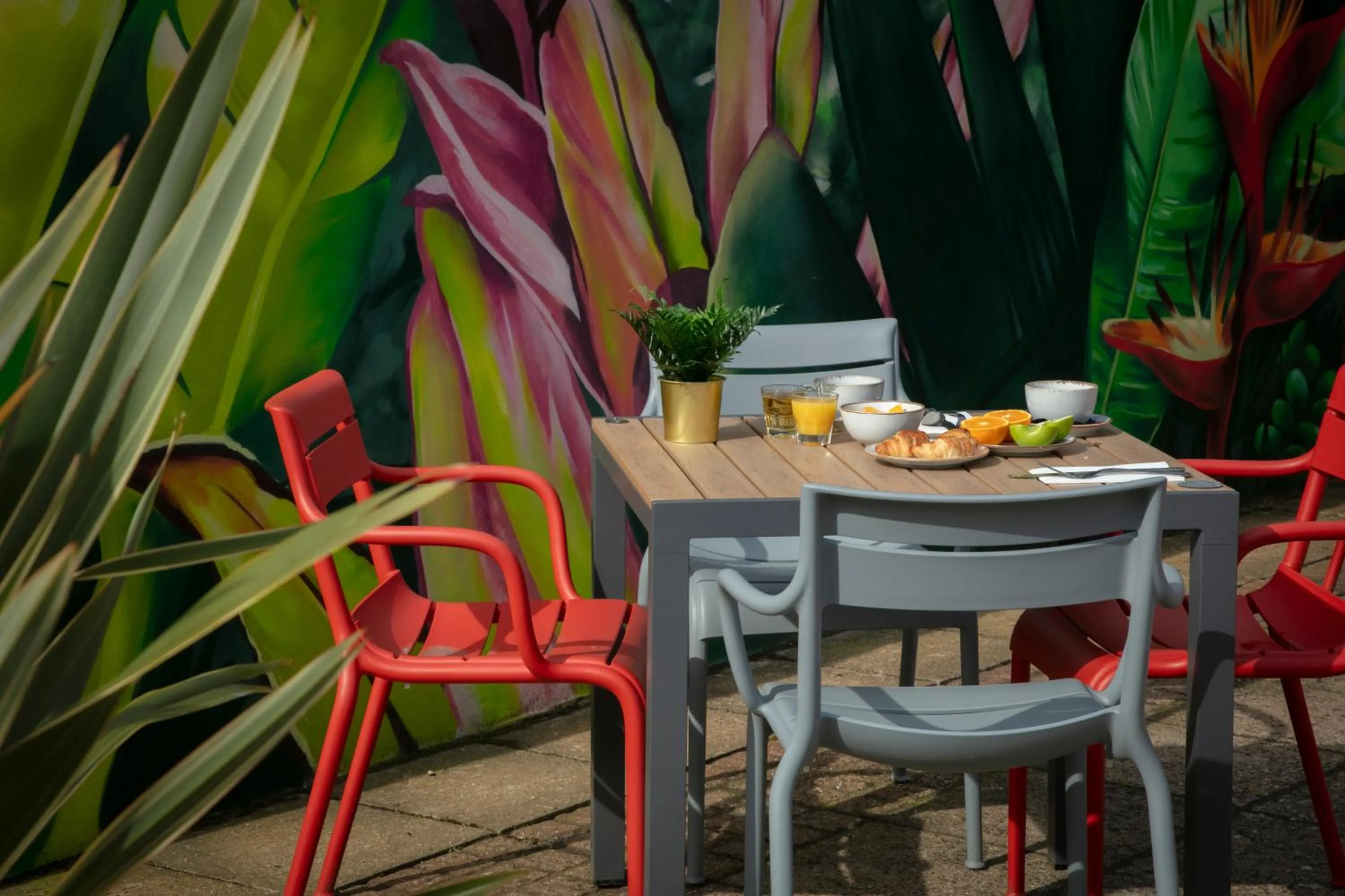 Garden in Bournemouth West Cliff Hotel & Spa