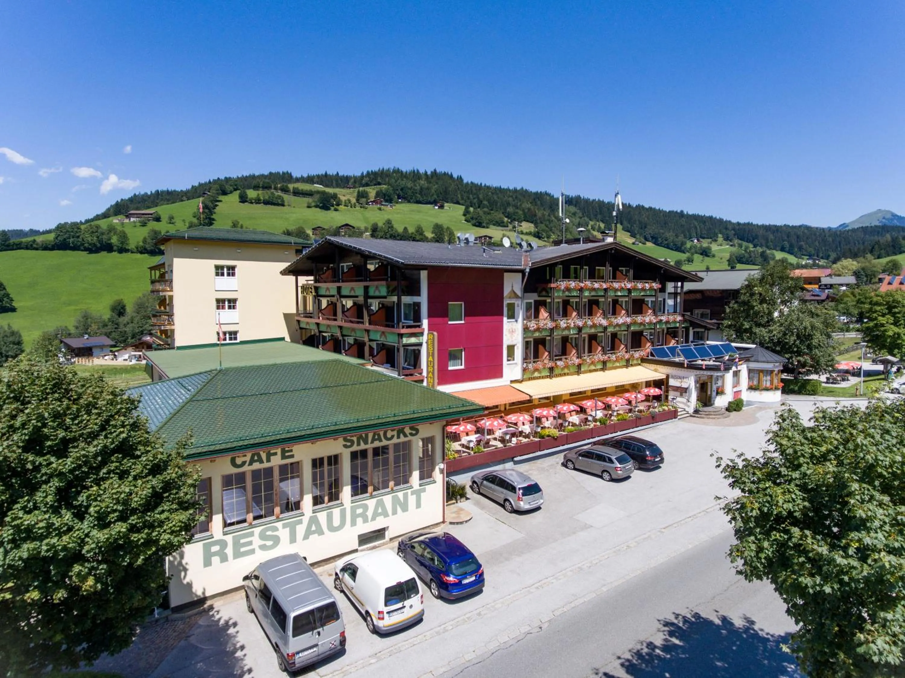 Hotel Harfenwirt #Ski-in Ski-out
