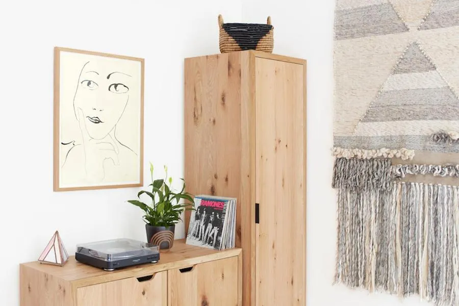 wardrobe in Woodstock Way Hotel