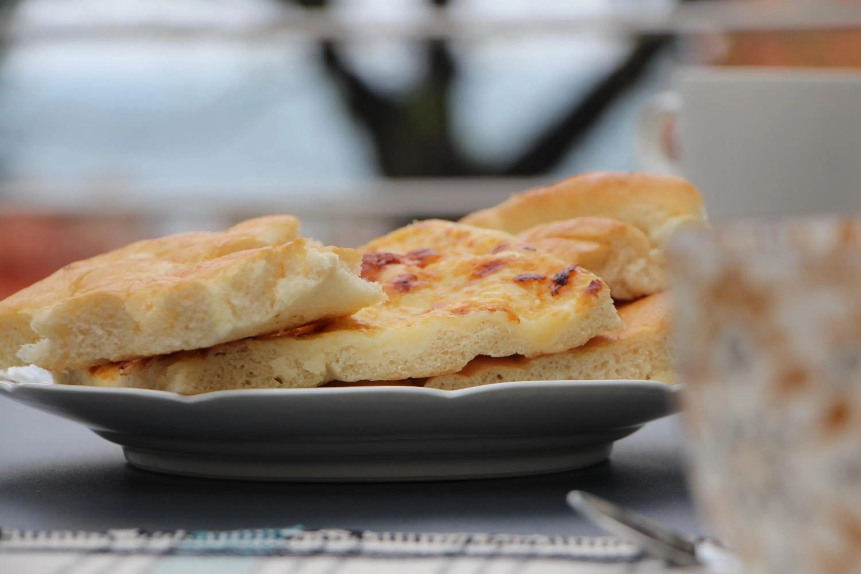 Food close-up in BB CÀ DE MÂ