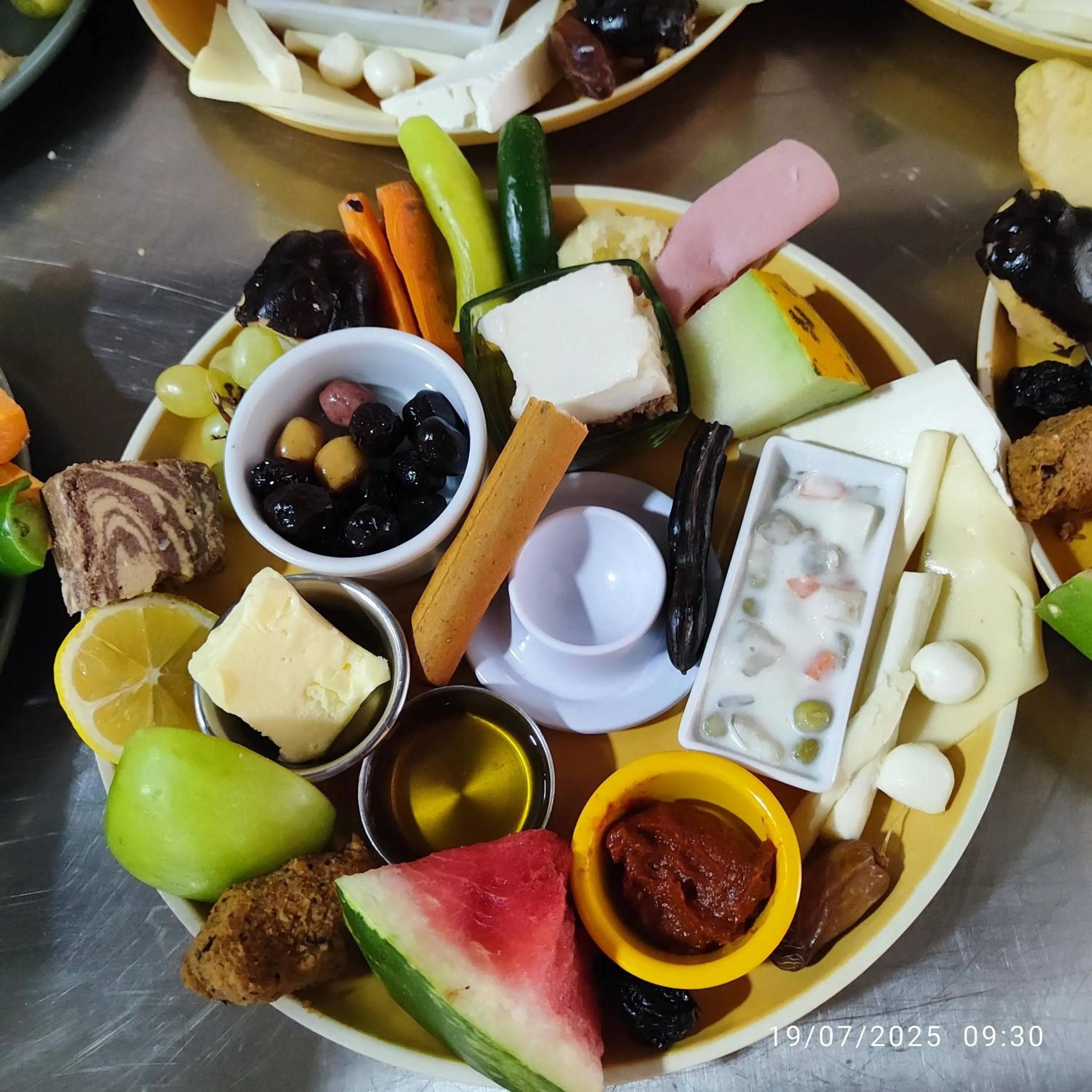 Breakfast in Hikmethan Otel