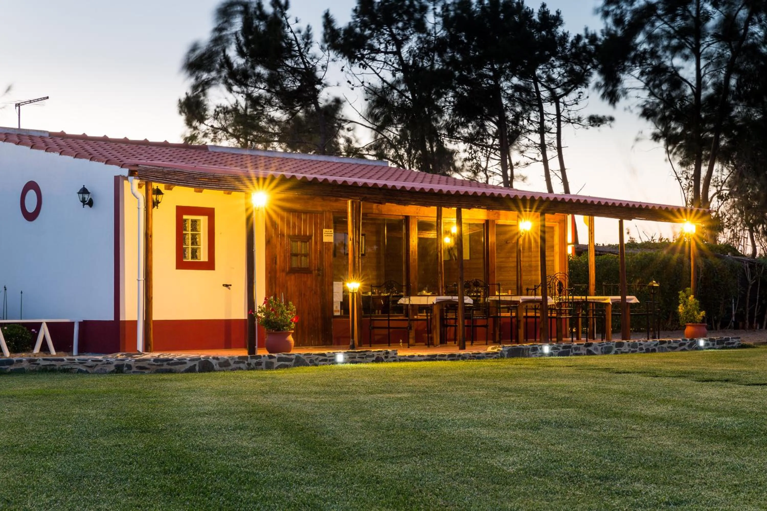 Area and facilities in Monte do Zeca