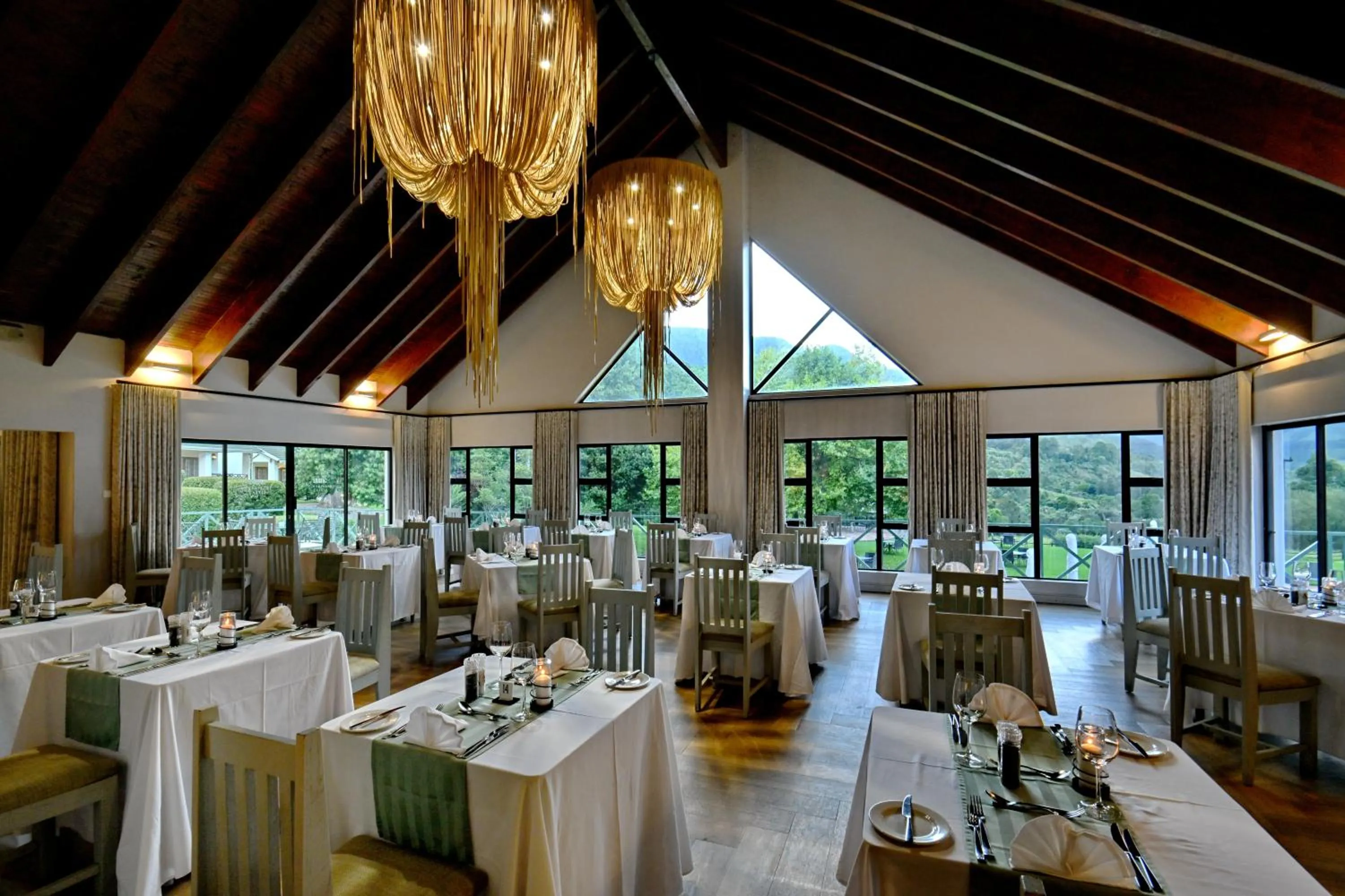 Champagne Castle Hotel