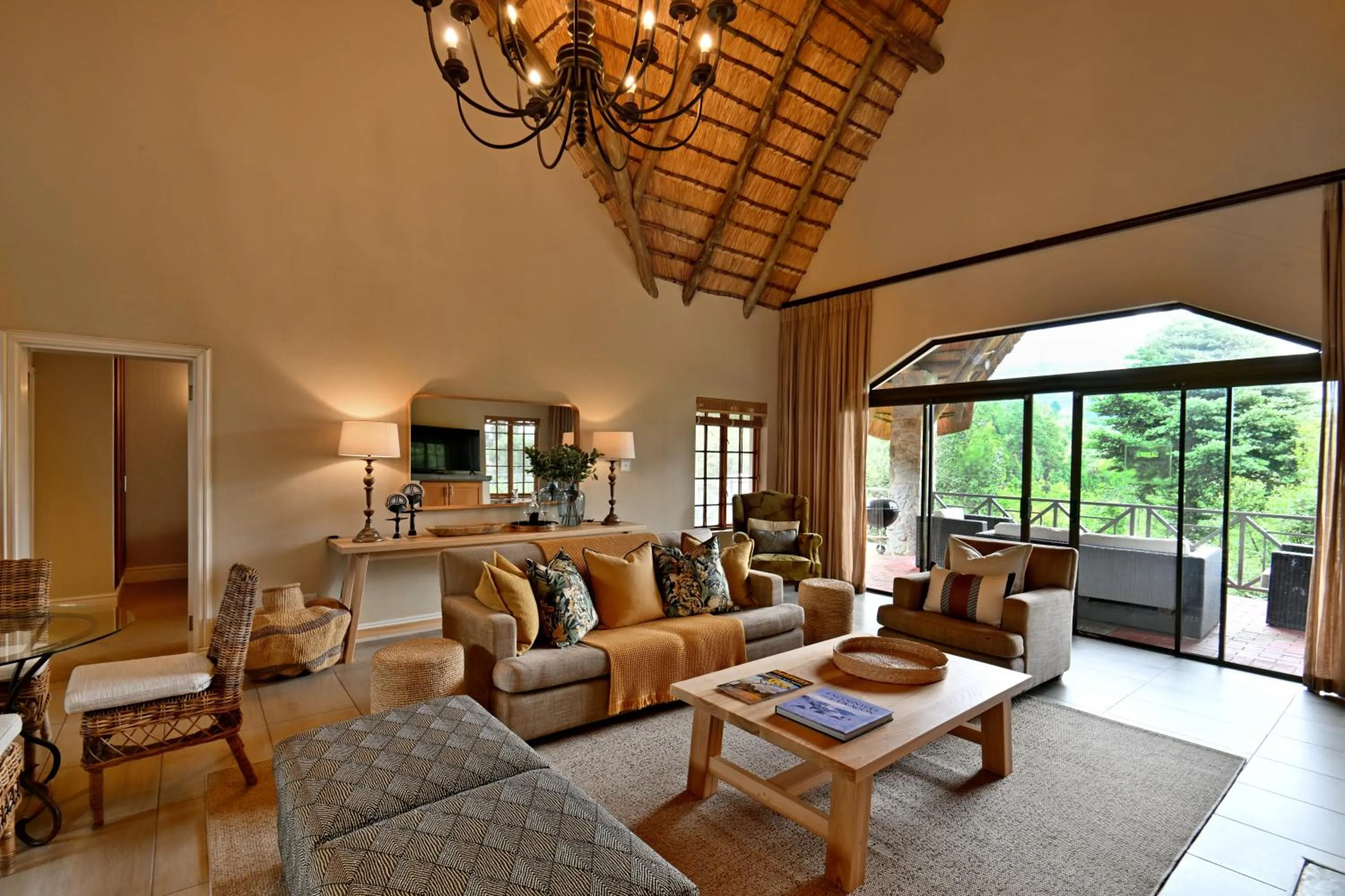 Champagne Castle Hotel