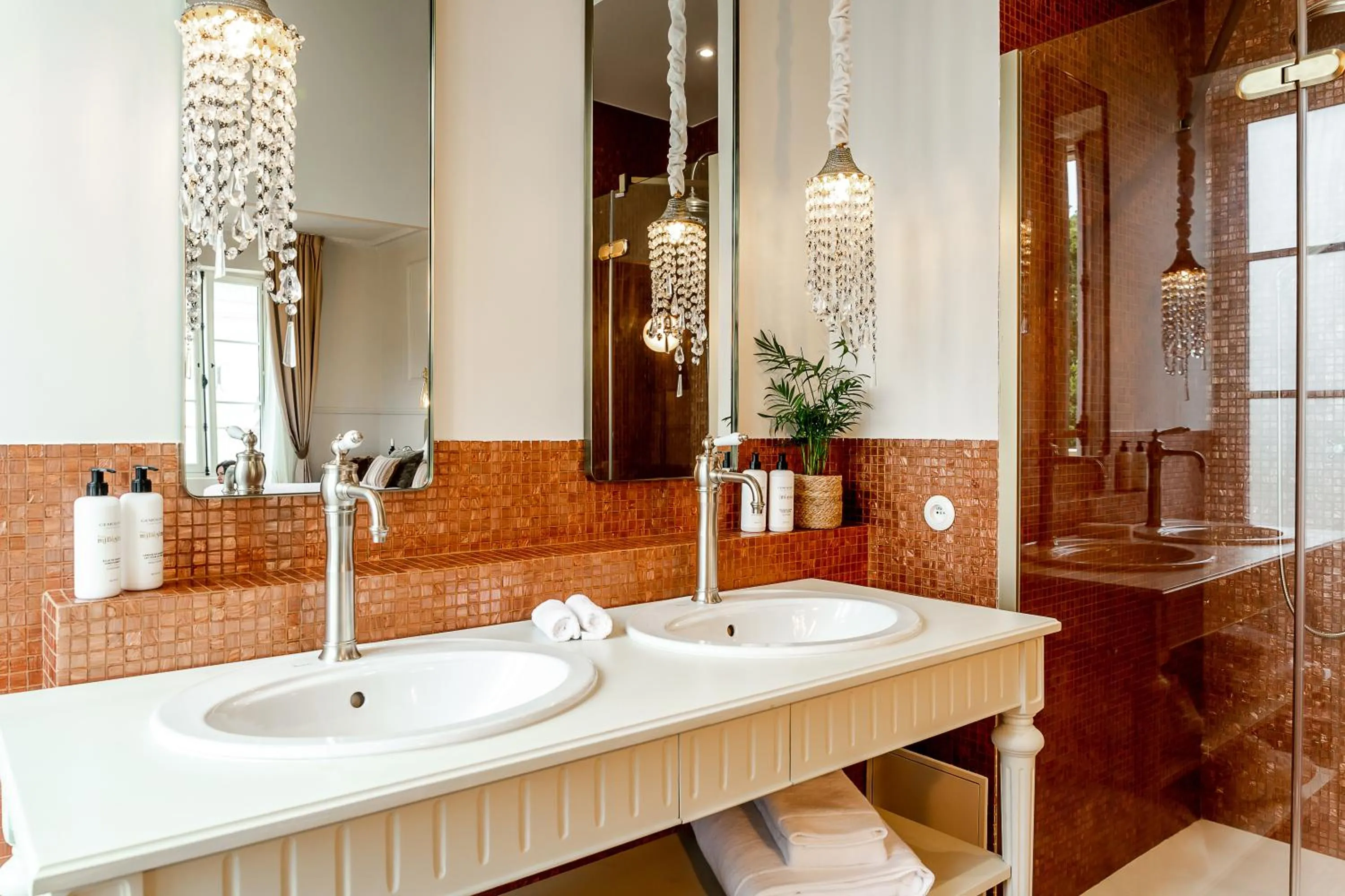 Bathroom in Château Léognan, Domaine viticole - proche Bordeaux