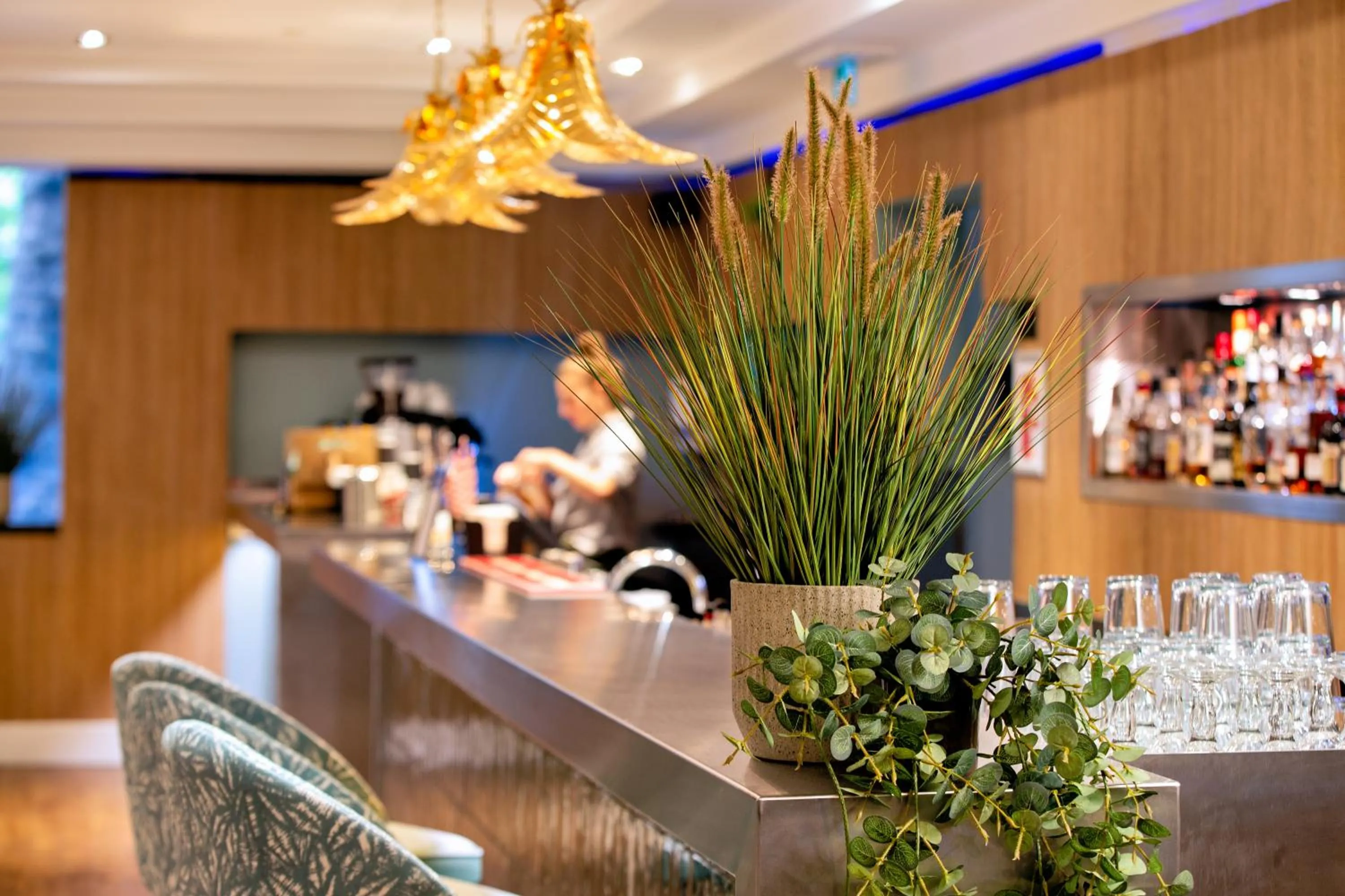 Lounge or bar in Hilton London Kensington Hotel