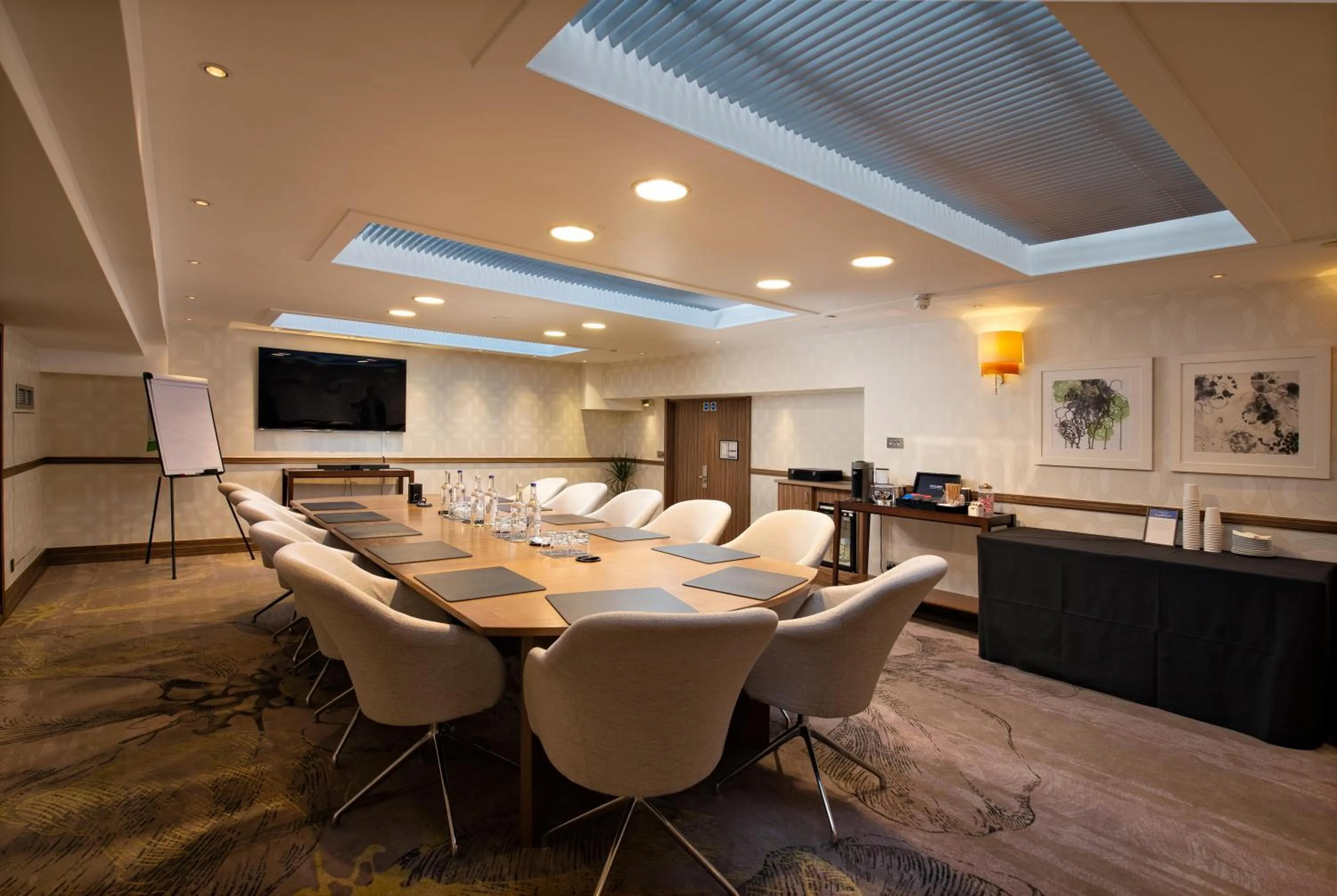 Meeting/conference room in Hilton London Kensington Hotel