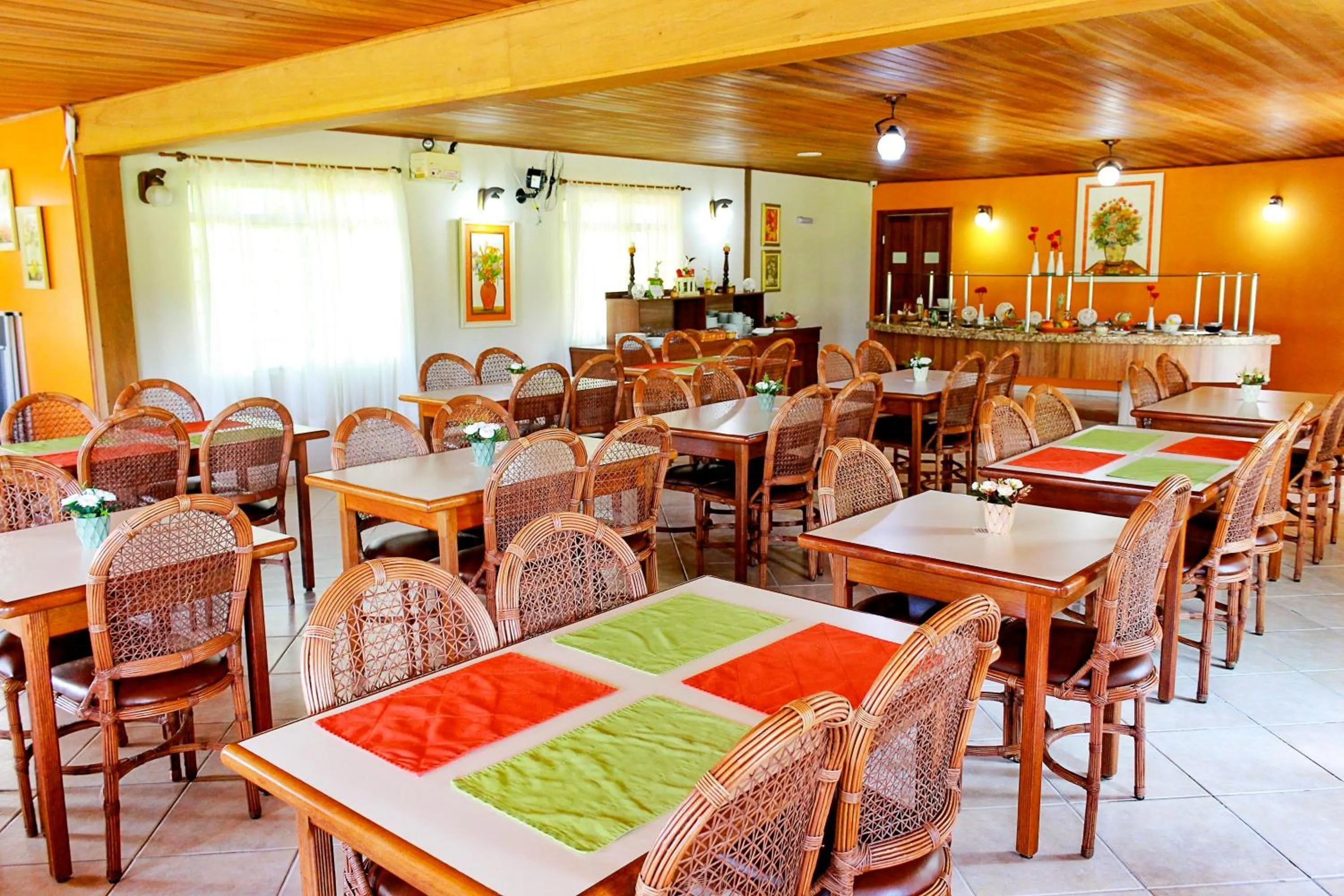 Restaurant/places to eat in Ózera Hotel Fazenda