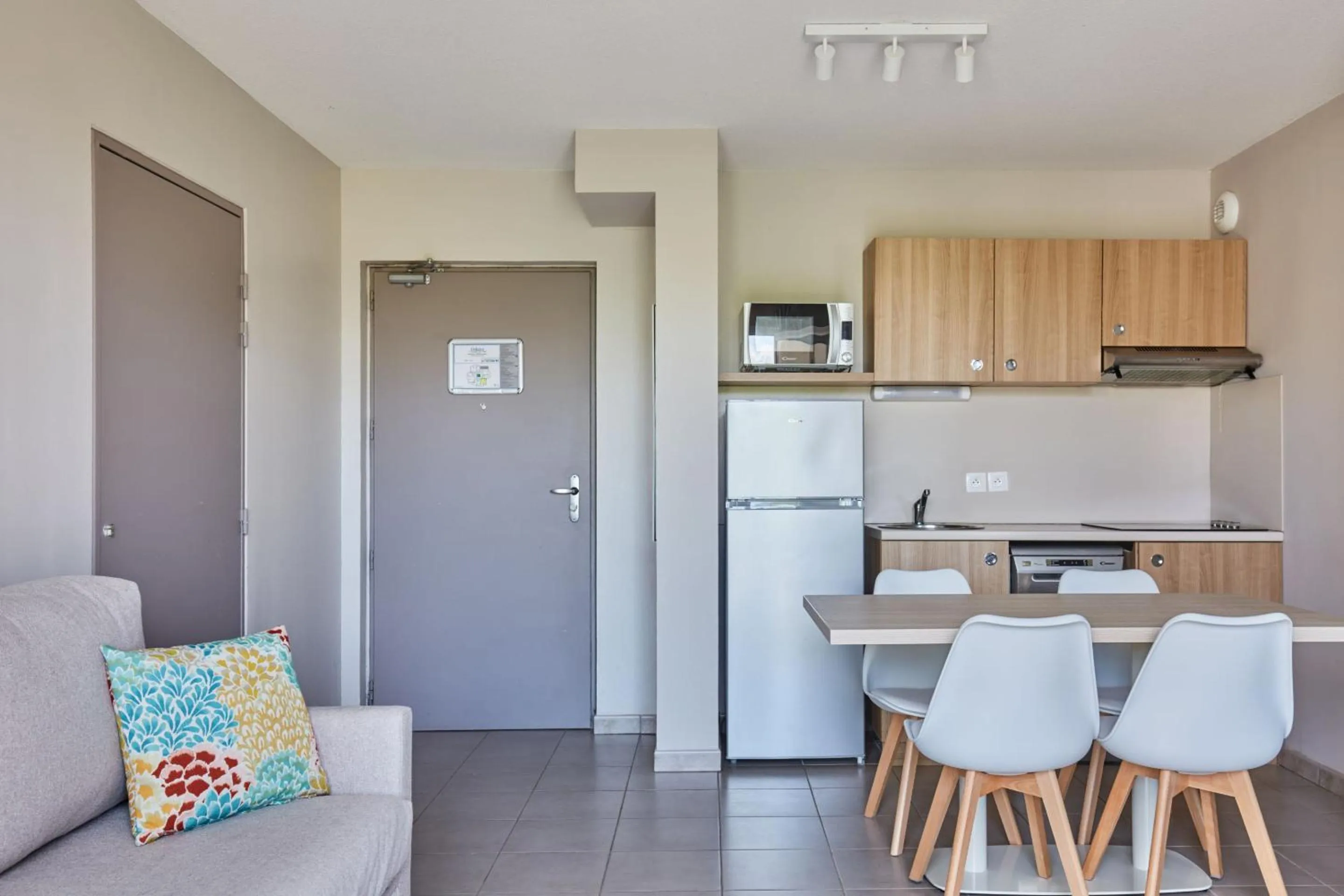 Dining area in Résidence Odalys Les Océanides