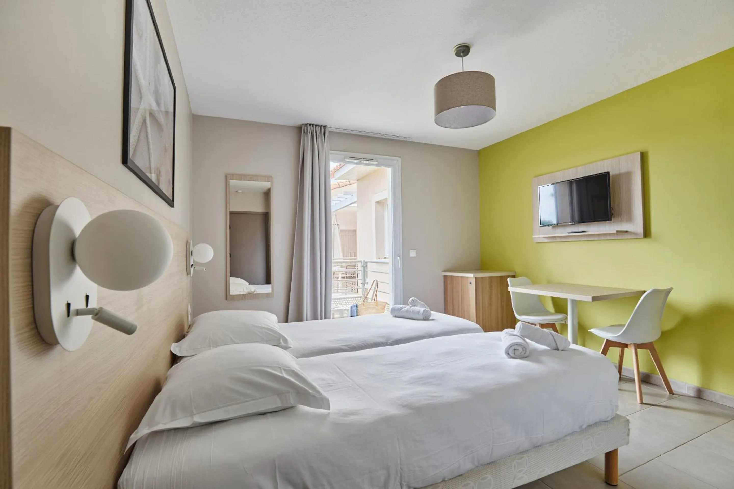 Bedroom, Bed in Résidence Odalys Les Océanides