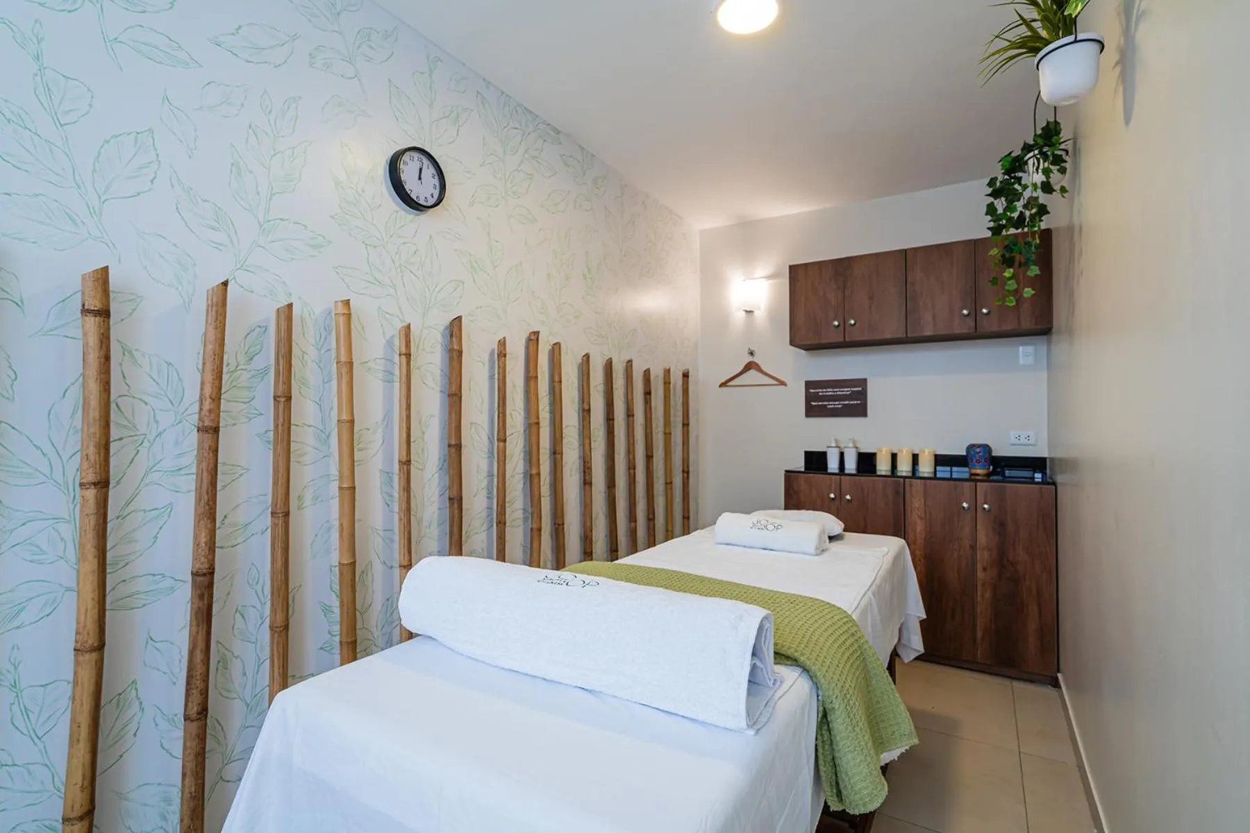 Massage, Bed in Casa Andina Standard Trujillo Plaza
