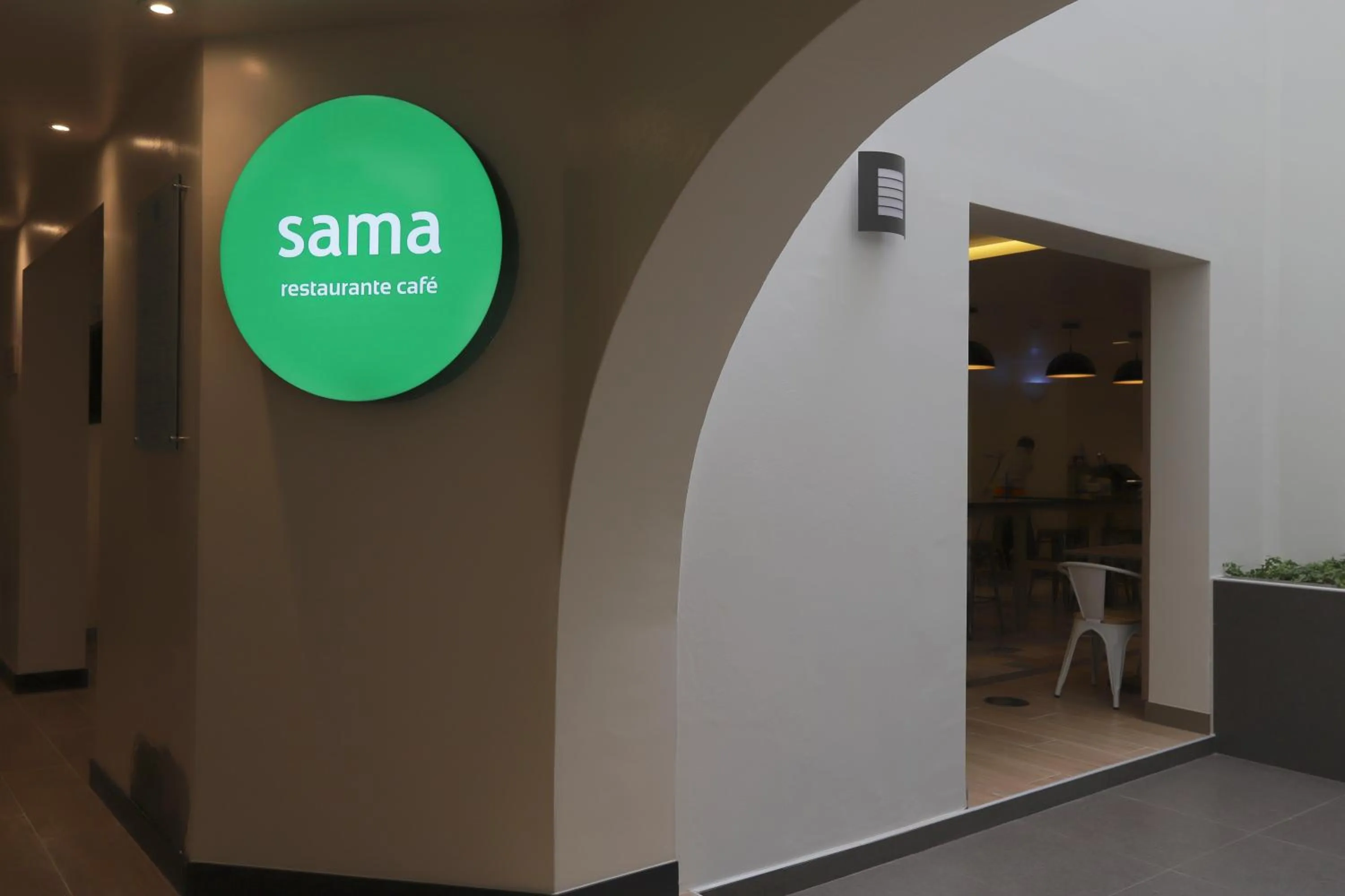 Restaurant/places to eat in Casa Andina Standard Trujillo Plaza