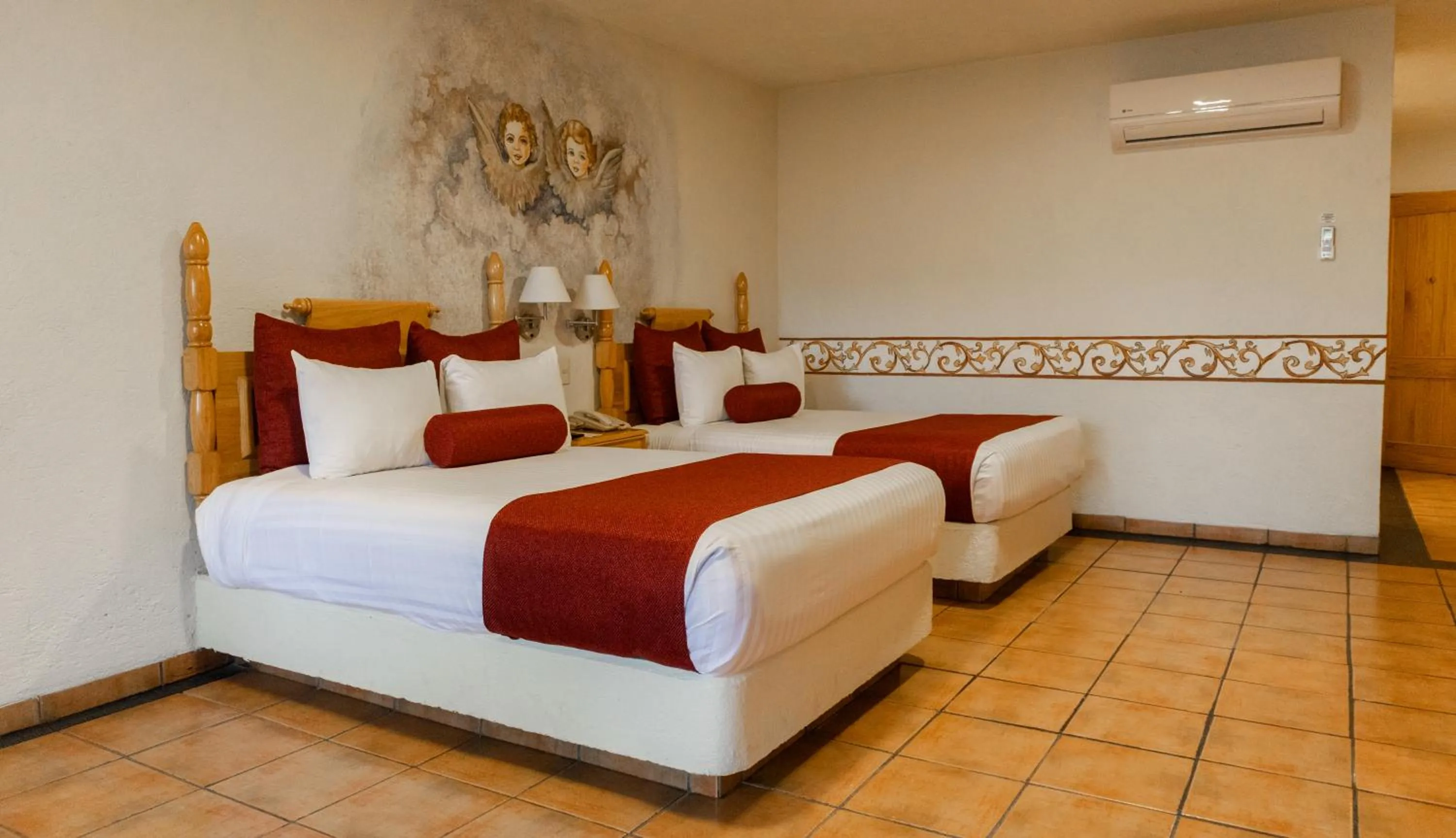 Bed in Hosteria Las Quintas Hotel Restaurante Bar