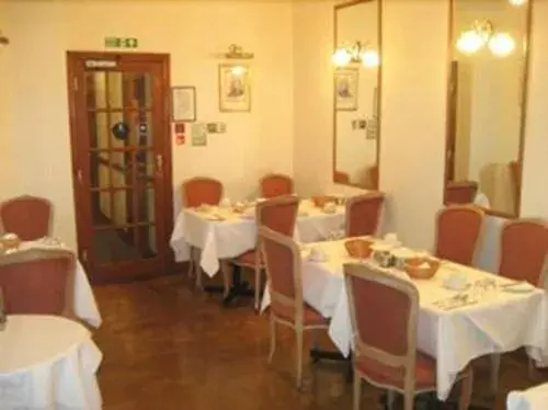 Breakfast in Regency Hotel Westend Breakfast in Regency Hotel Westend