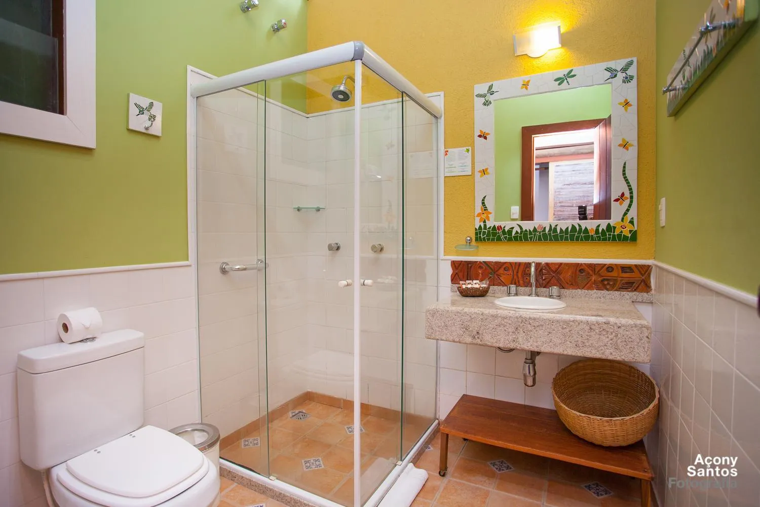 Shower in Hotel de Lençois