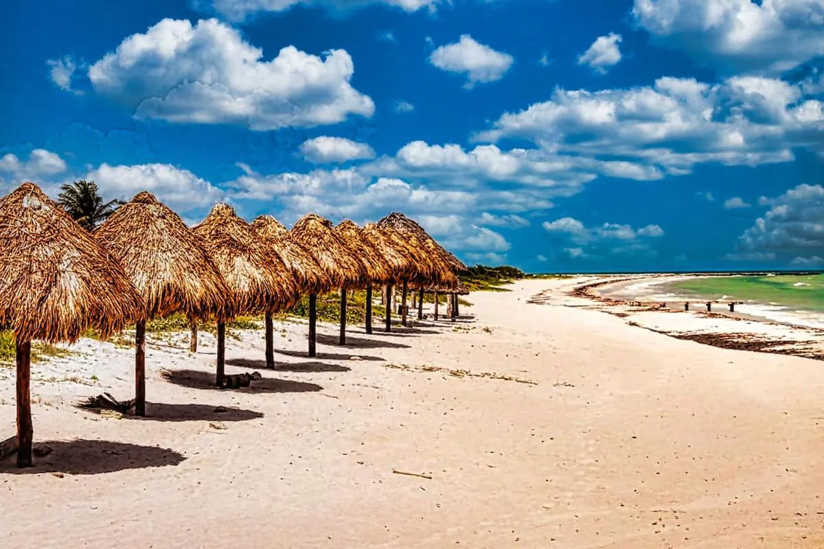 Hacienda Antigua Villa, 50m from sandy Beach